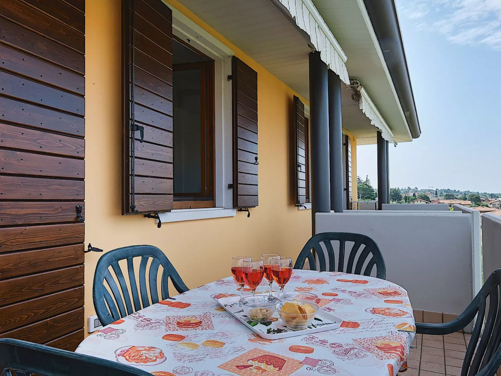La Terrazza sul Lago - mit Terrasse mit Seeblick-Outside