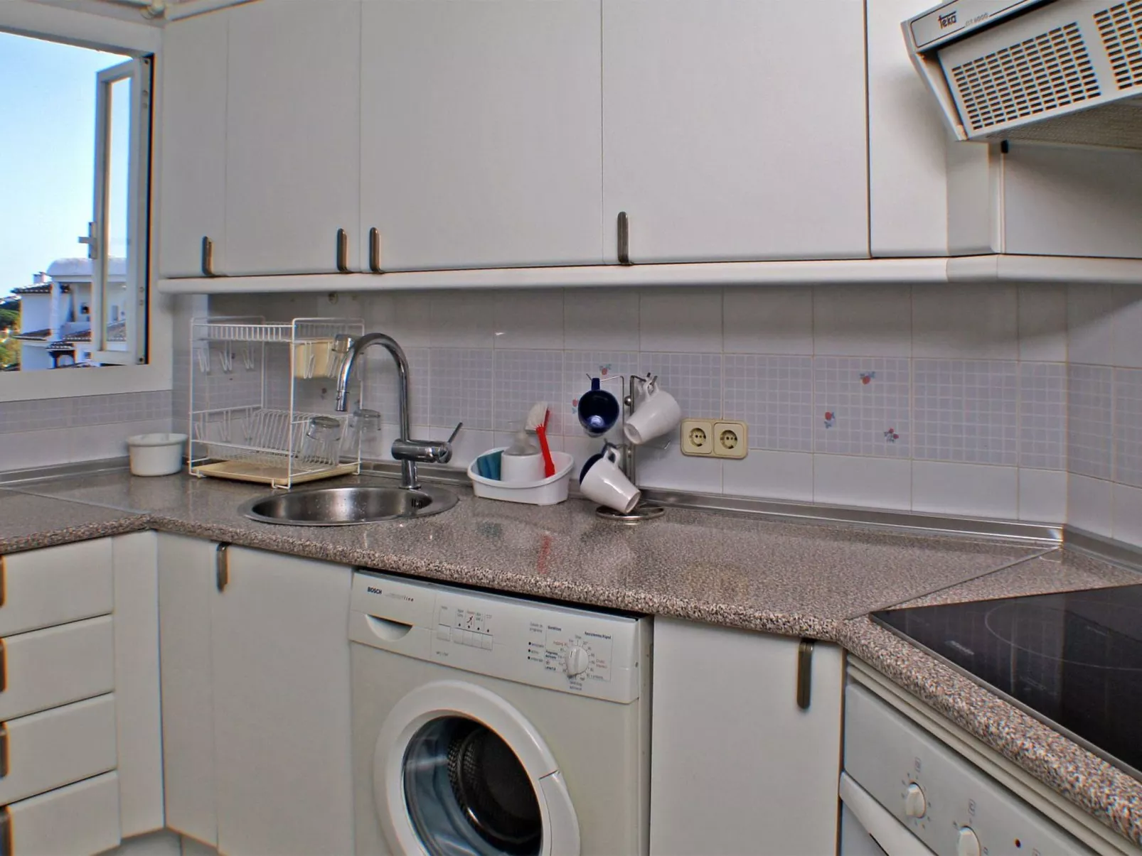 Apartamento 'Dormitorio' mit Terrasse-Image-tags.info