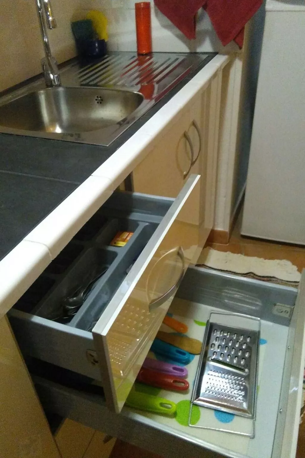 Ländliches Haus mit herrlichem Blick auf das Meer und das Tal.-Inside