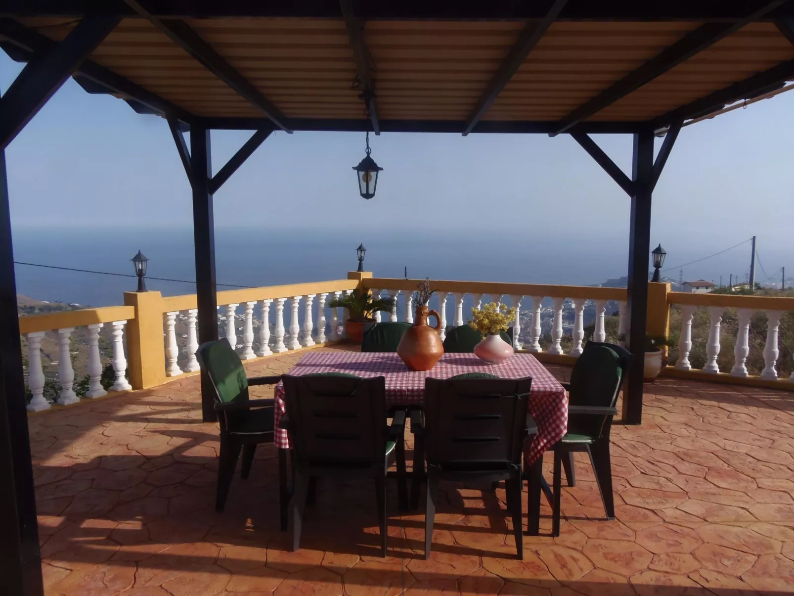 "Villa Calena" mit Garten-Dehors