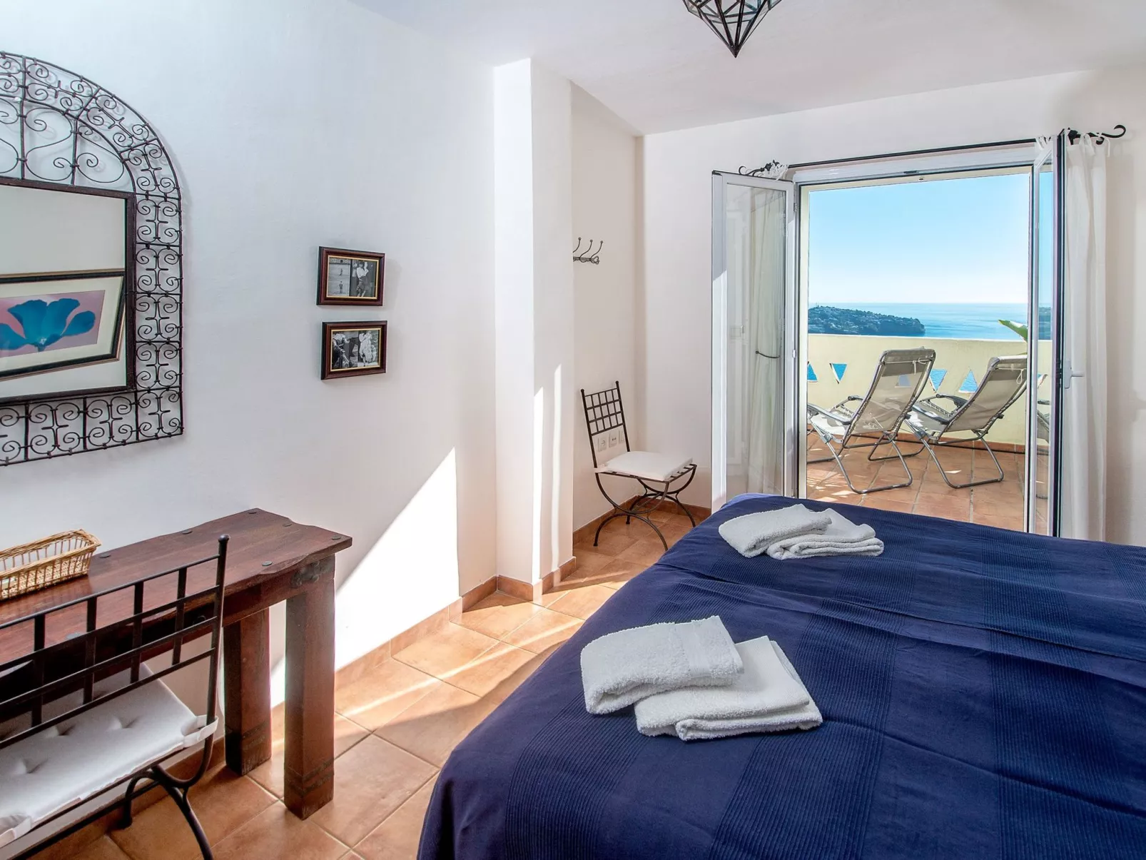 In Almuñécar mit Terrasse und Meerblick-Inside