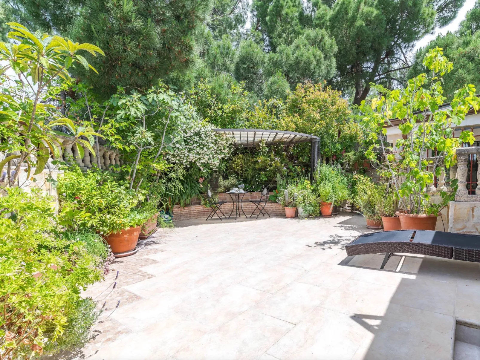 5-Suiten Madrid Villa Oasis, Schwimmbad-Spa, Fitnessraum, Club-Outside