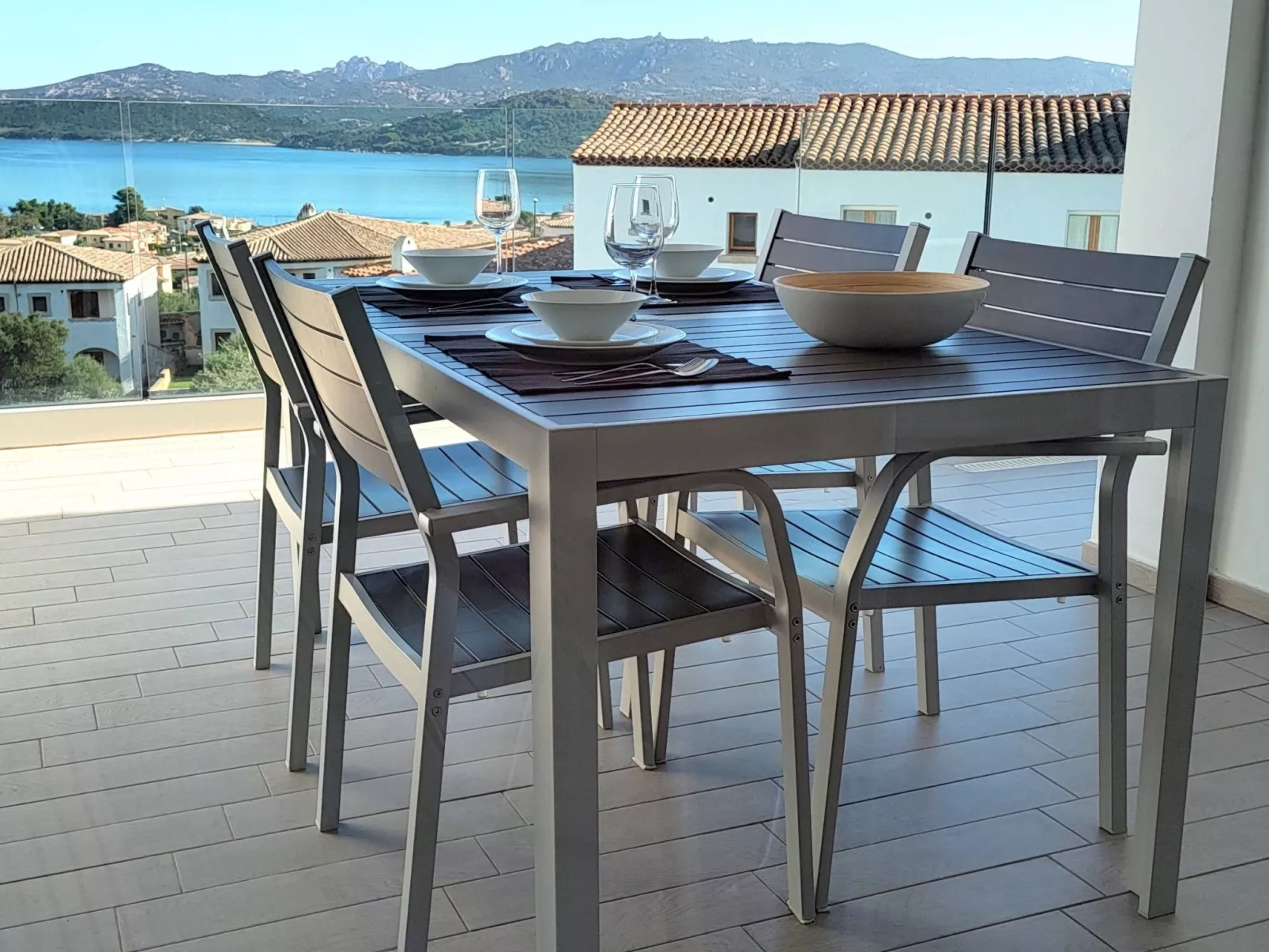 Wunderschönes Familienapartment mit Meerblick-Outside