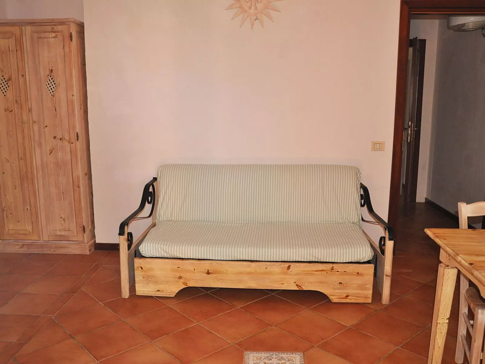 Apt. Eldi 1B, mit gemeinsamem Schwimmbad-Image-tags.info