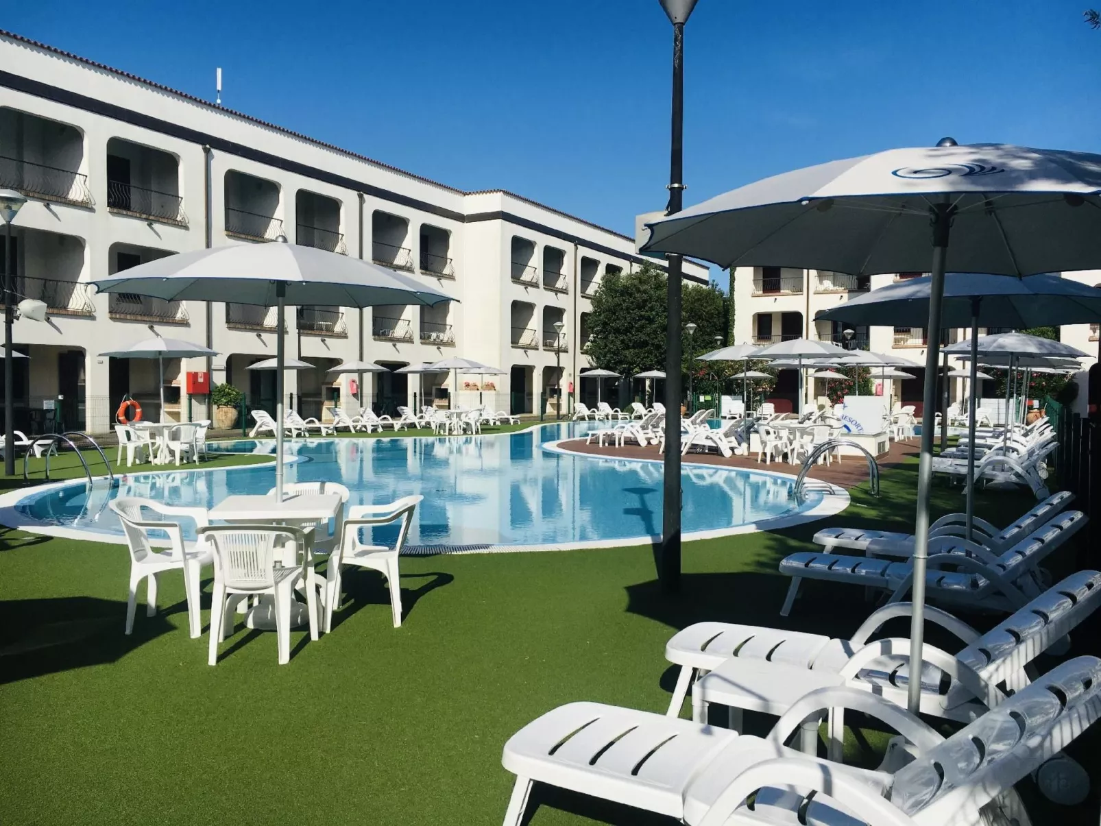 In Lido Di Spina mit Möbliertem Balkon-Dehors