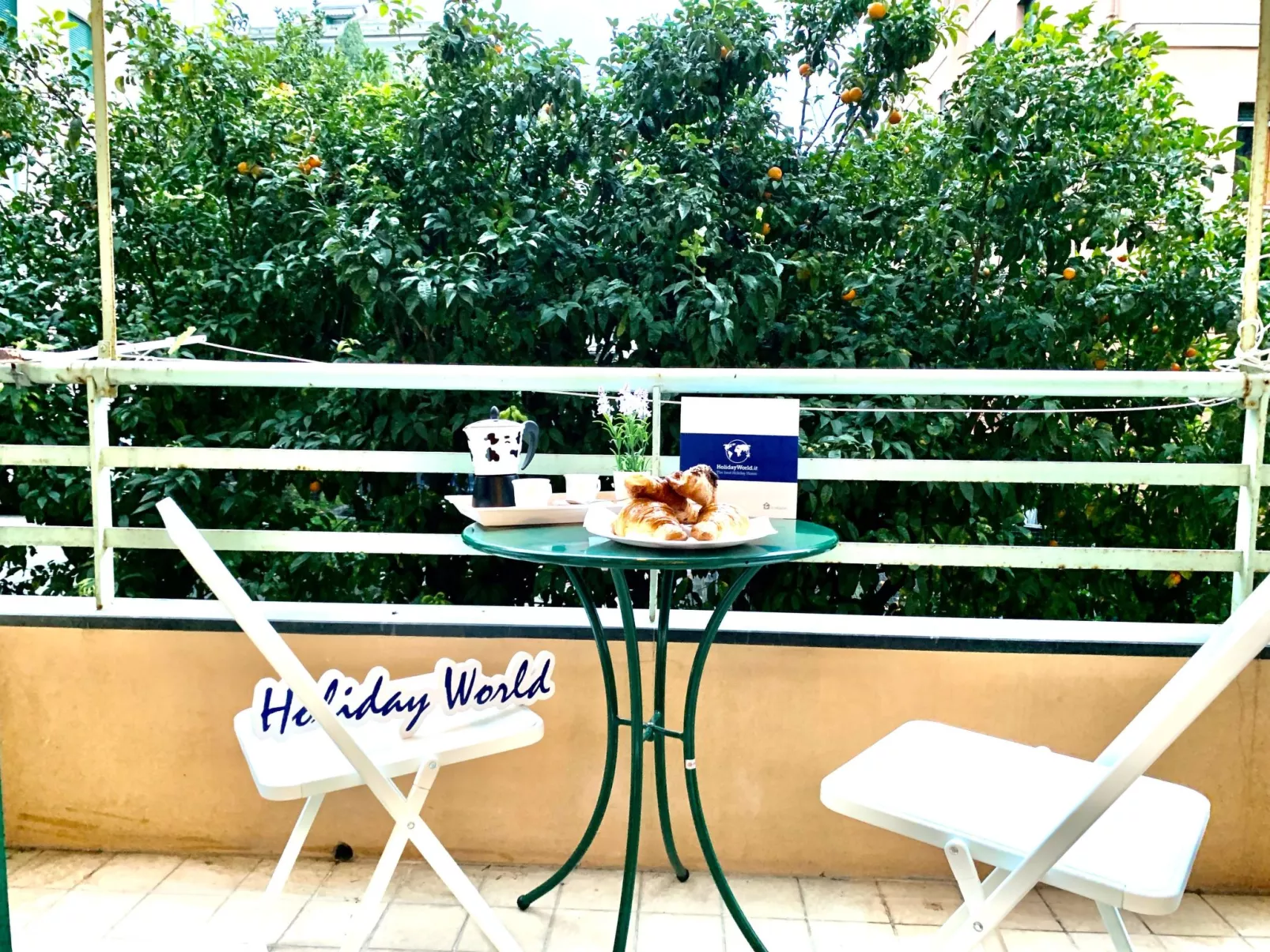 Für 6 Personen ca. 80 m&sup2; in Genua, Norditalien (Ligurien)-Outside