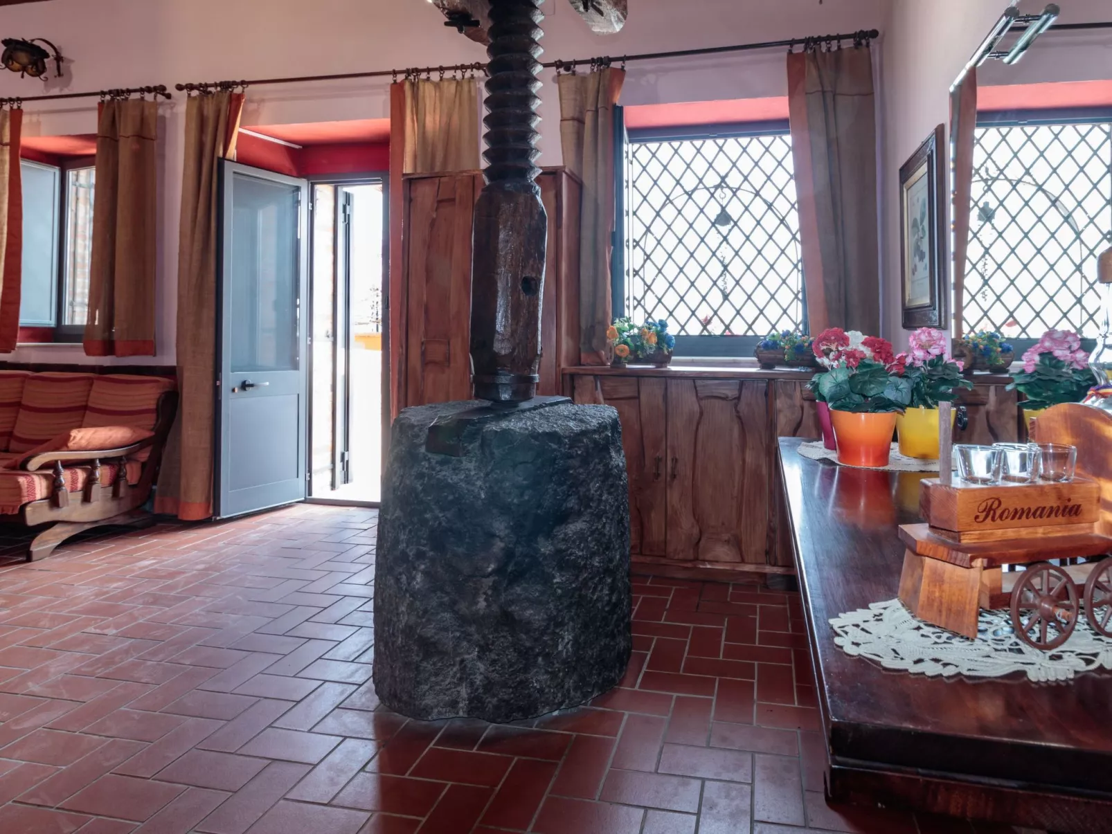 Cottage mit Whirlpool-Drinnen