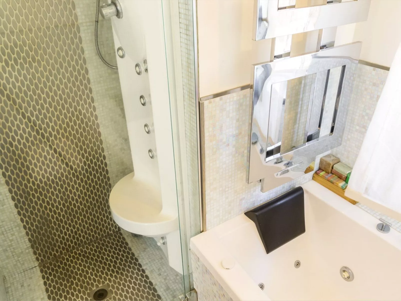 Villa Oras in Mascali-Inside