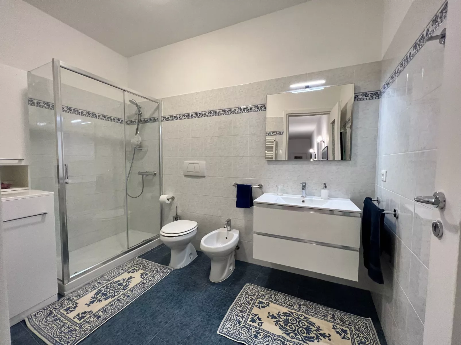 Für 4 Personen ca. 80 m&sup2; in Sanremo, Norditalien (Ligurien)-Dedans