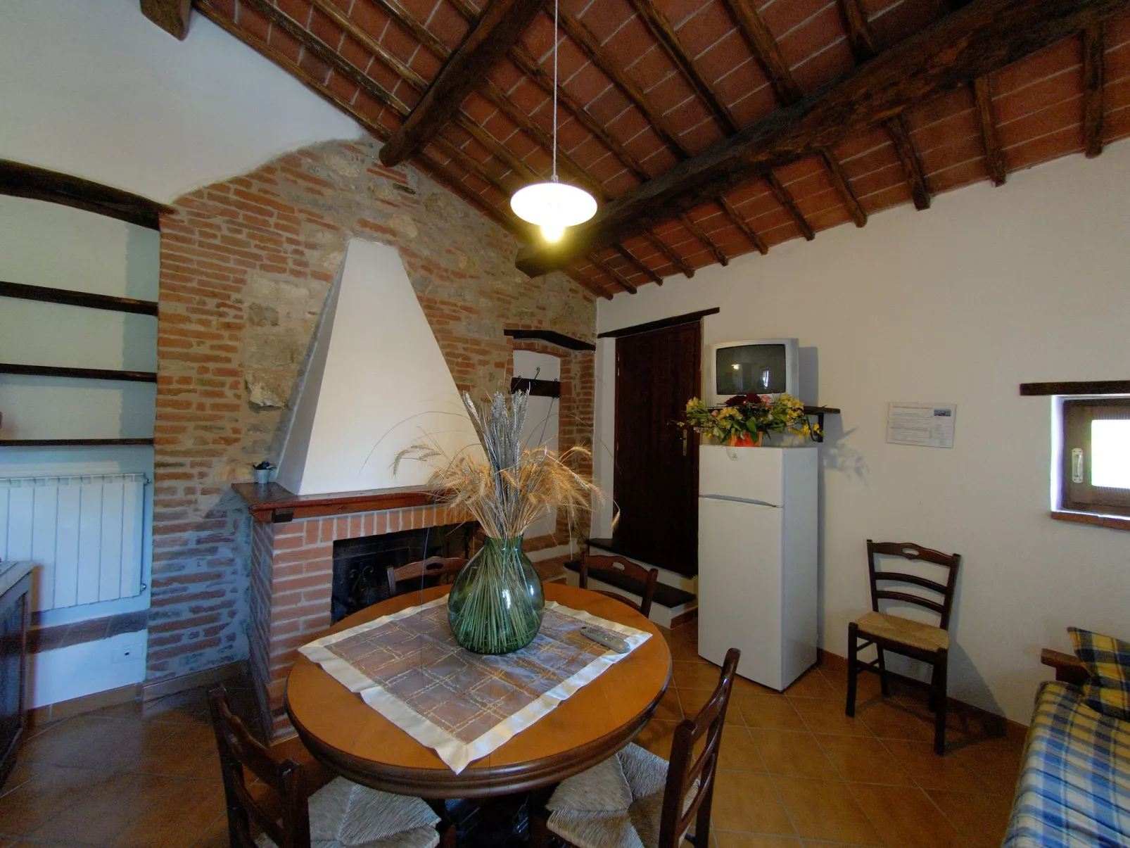 Haubentaucher-Drinnen