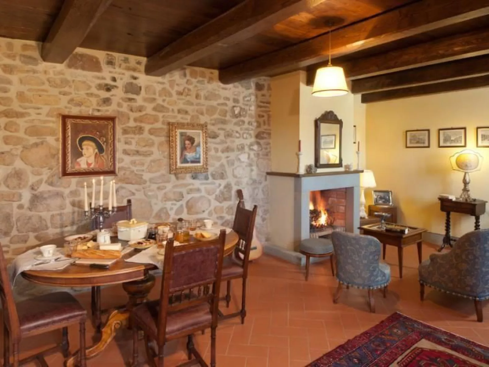 Villa Liz' Anwesen mit privatem Pool-Inside