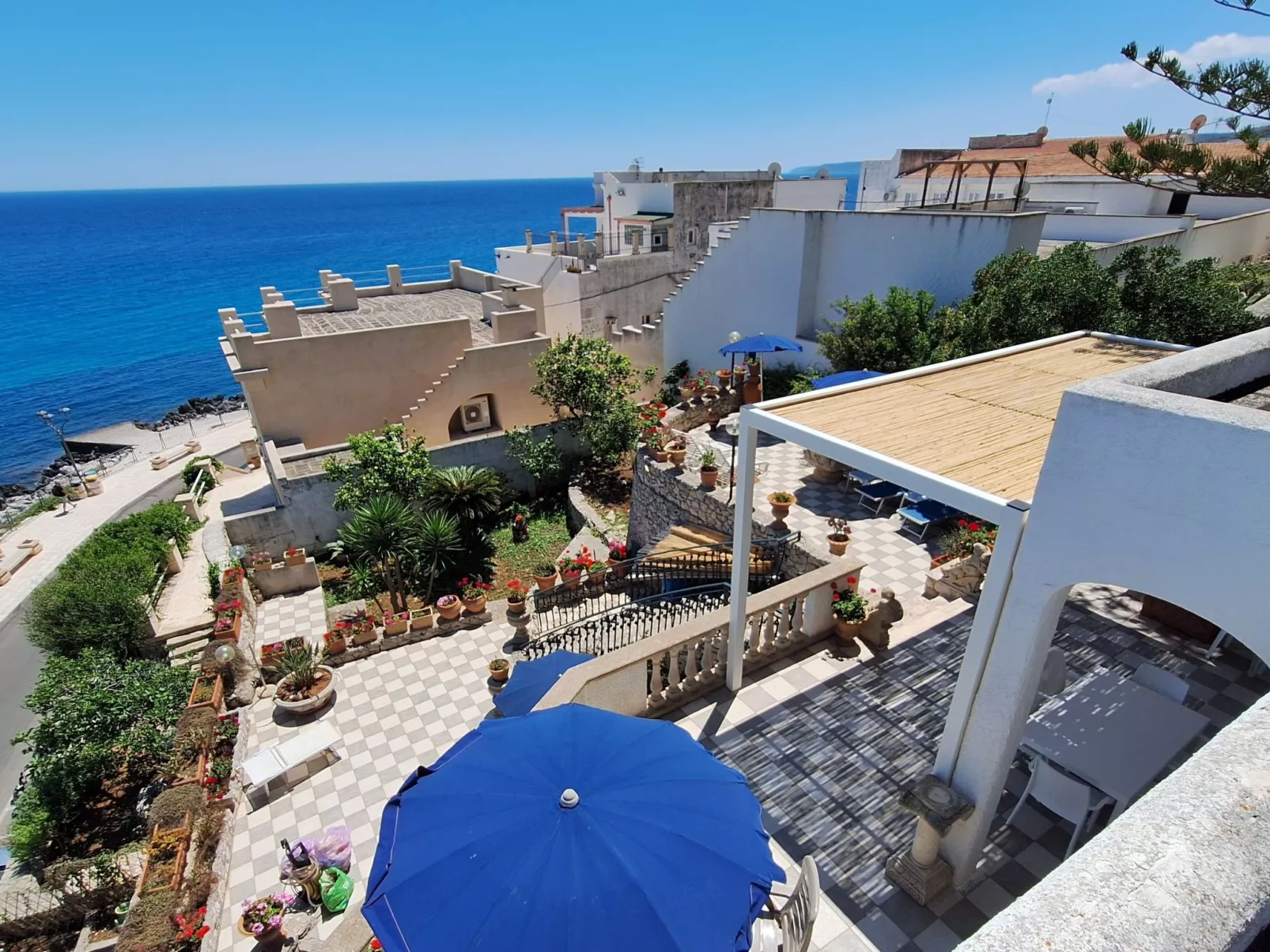 'Villa Rizzo' mit Terrasse-Dehors