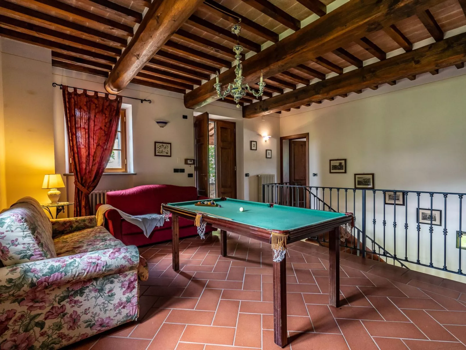 Weingut Le Caselle-Drinnen