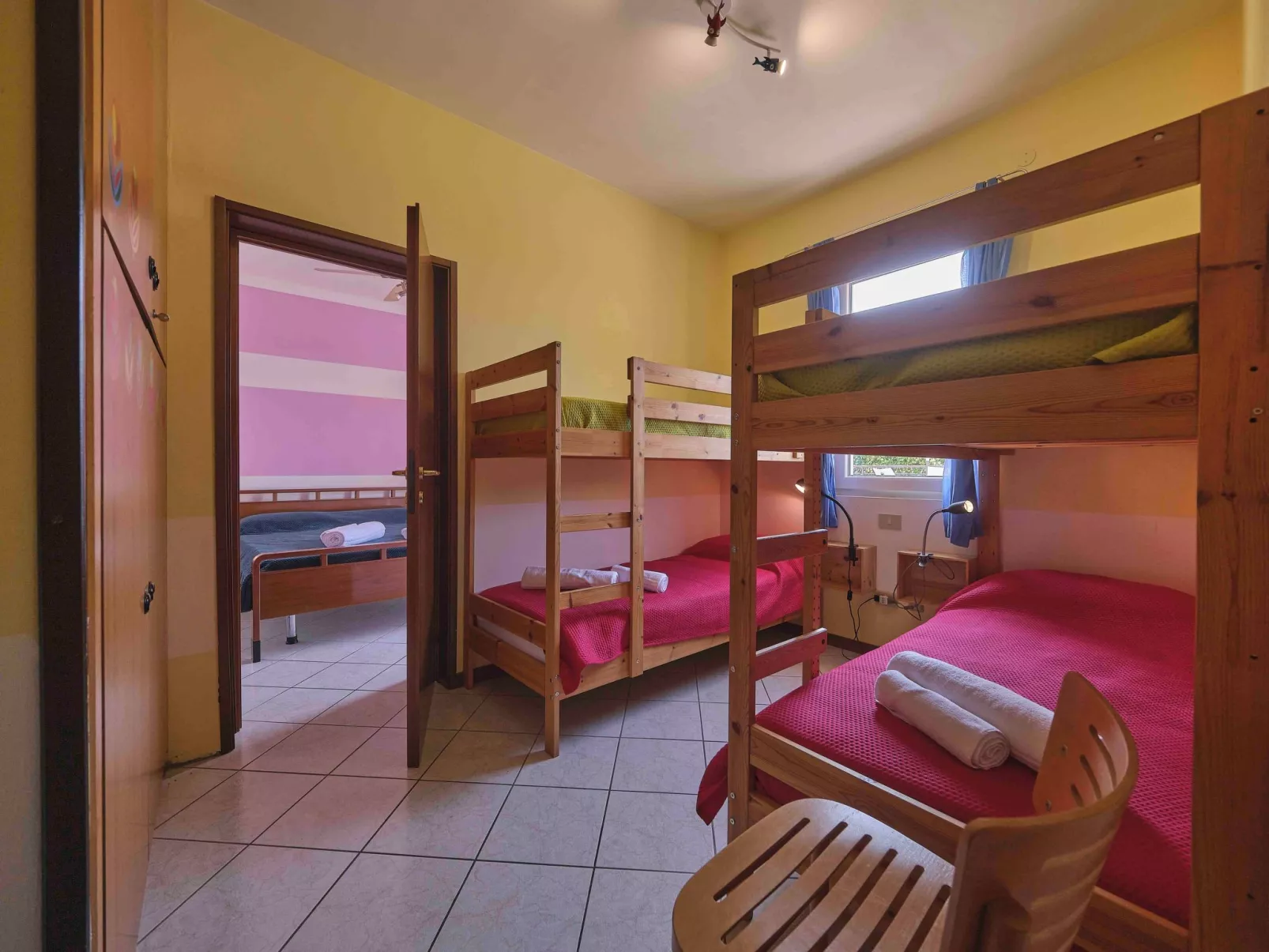 Mit Seeblick und privatem Garten-Inside