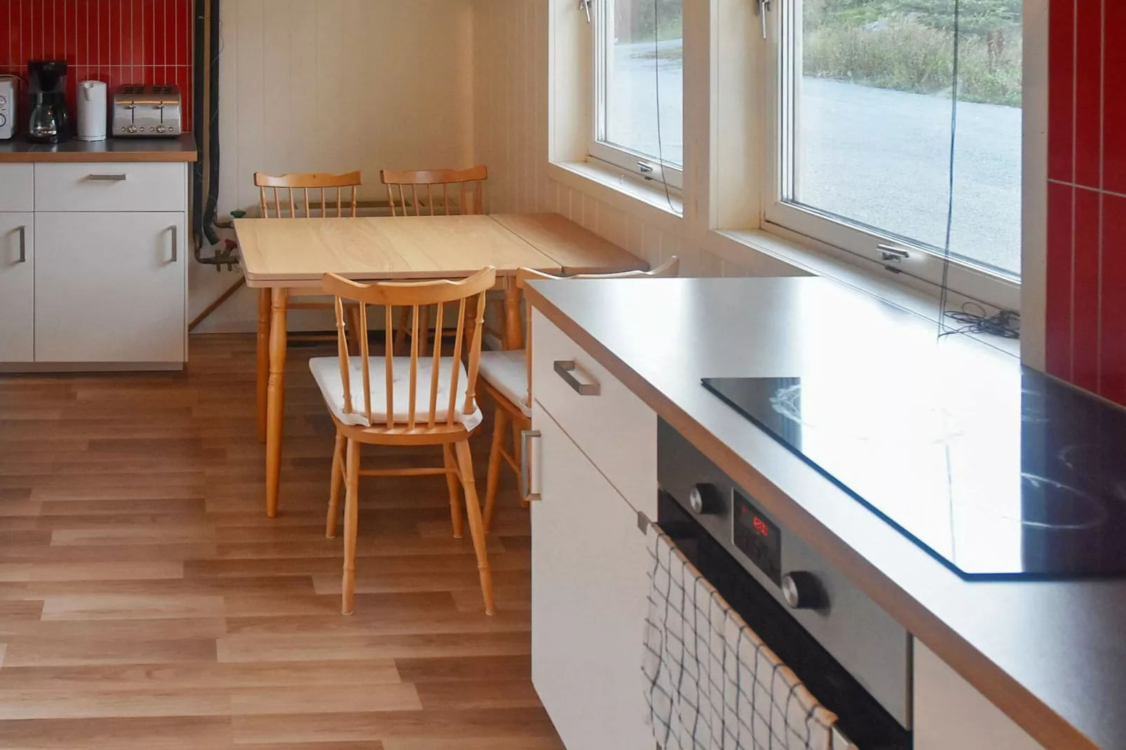 60733 - LITEN BOENHET-Indoor