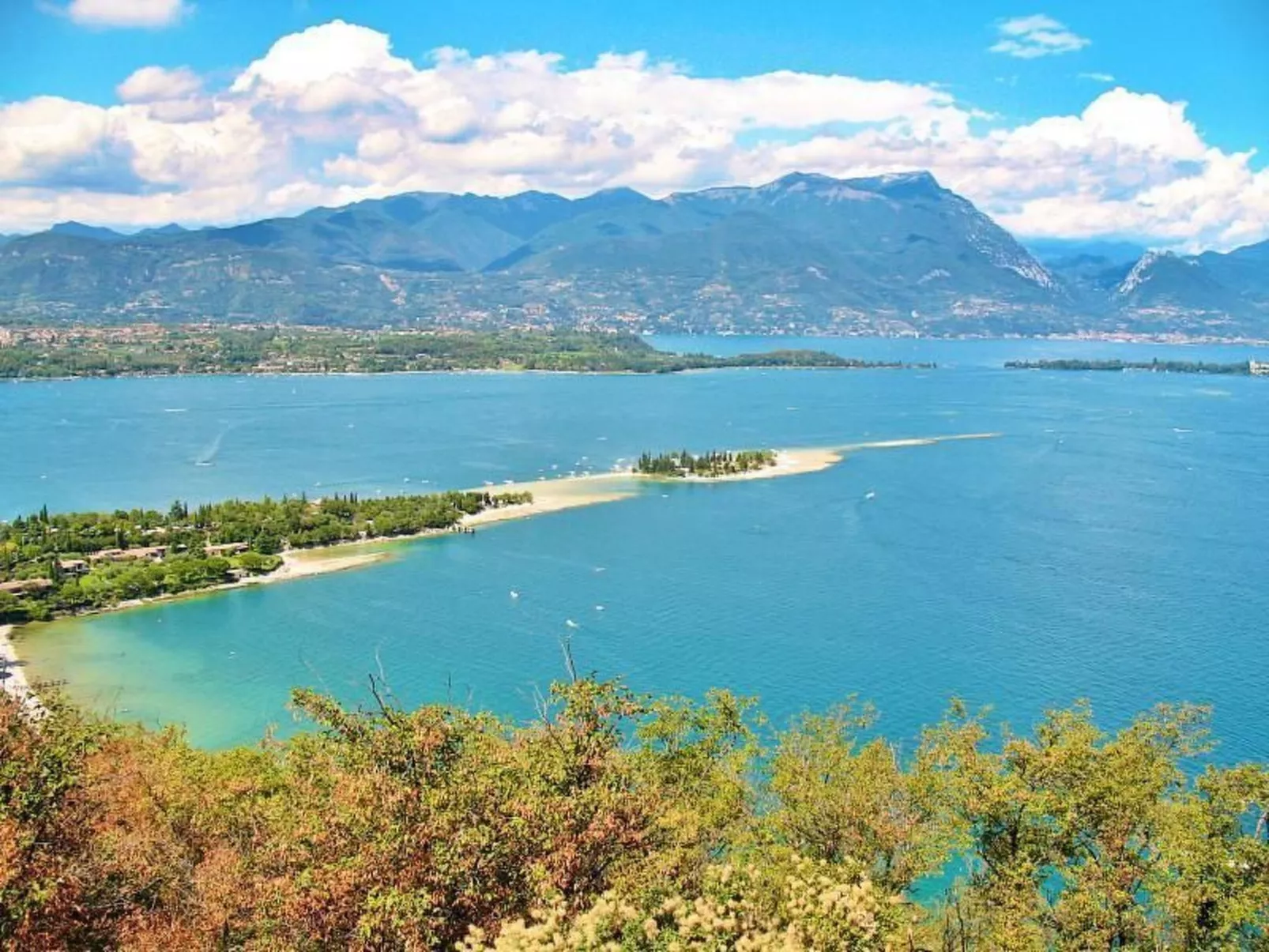 Angenehme Wohnung in Solarolo mit Parkplatz-Draußen