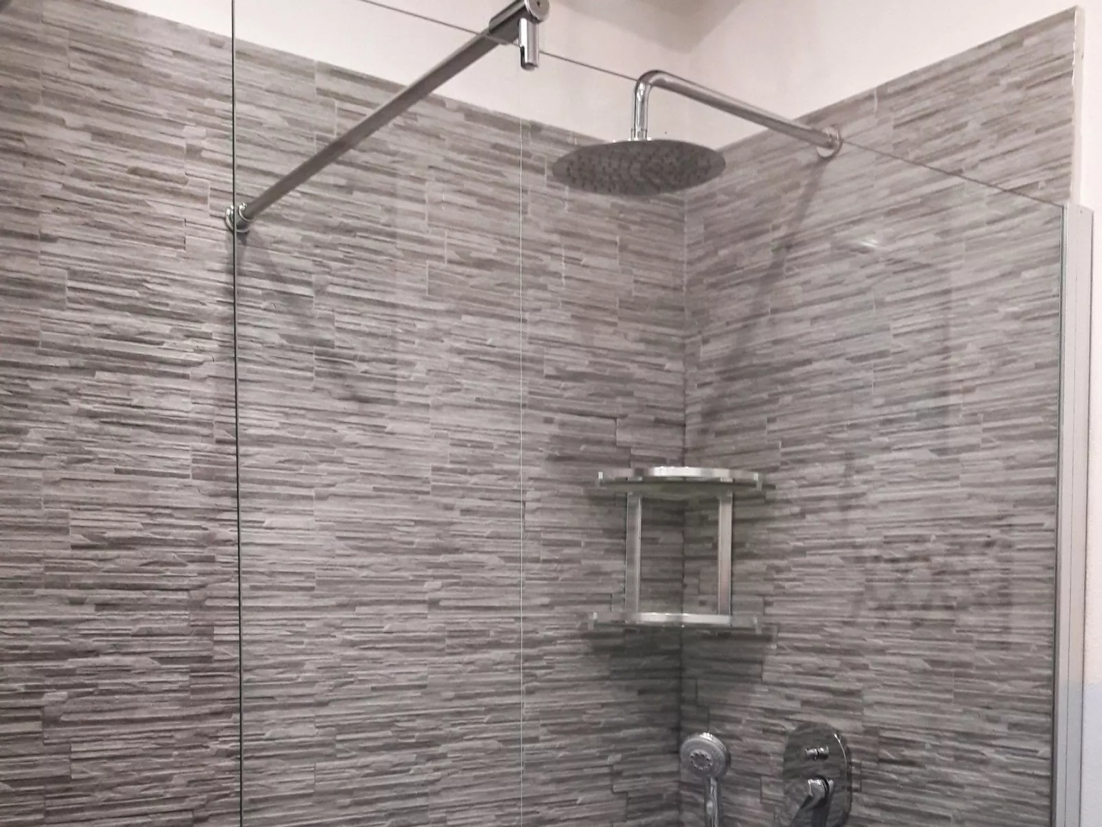 Charmantes Appartement in Moneglia mit Großer Terrasse-Dedans