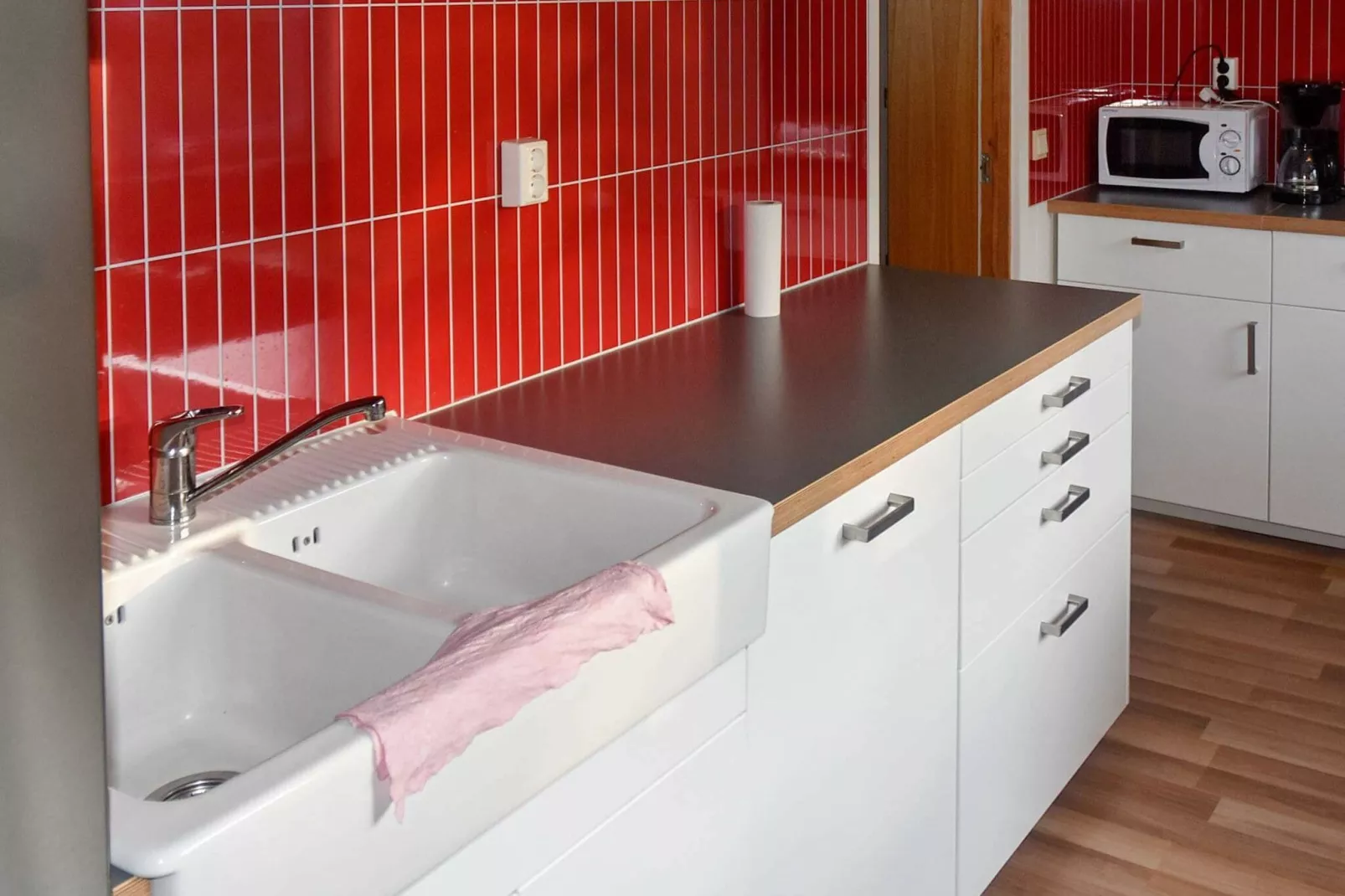 60733 - LITEN BOENHET-Indoor