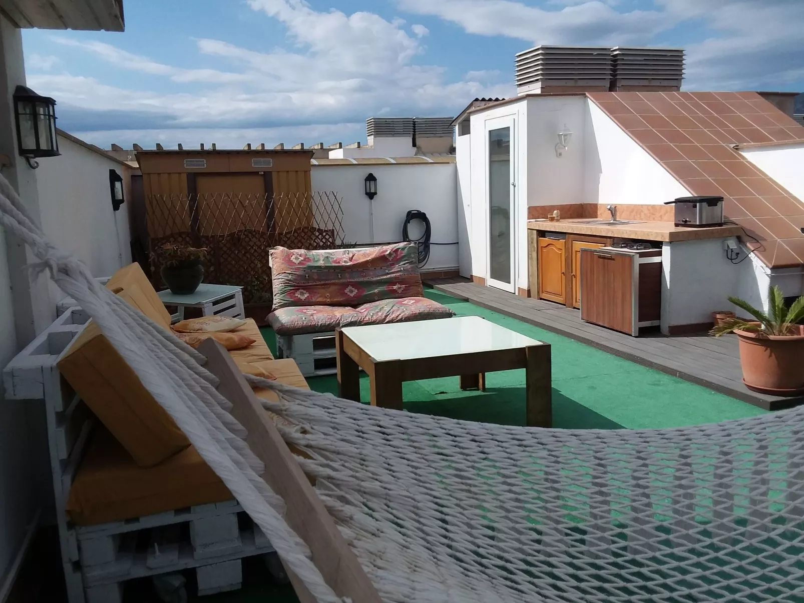 Appartement in Roses mit Grill, gemeinschaftlichem Pool und Terrasse-Dedans