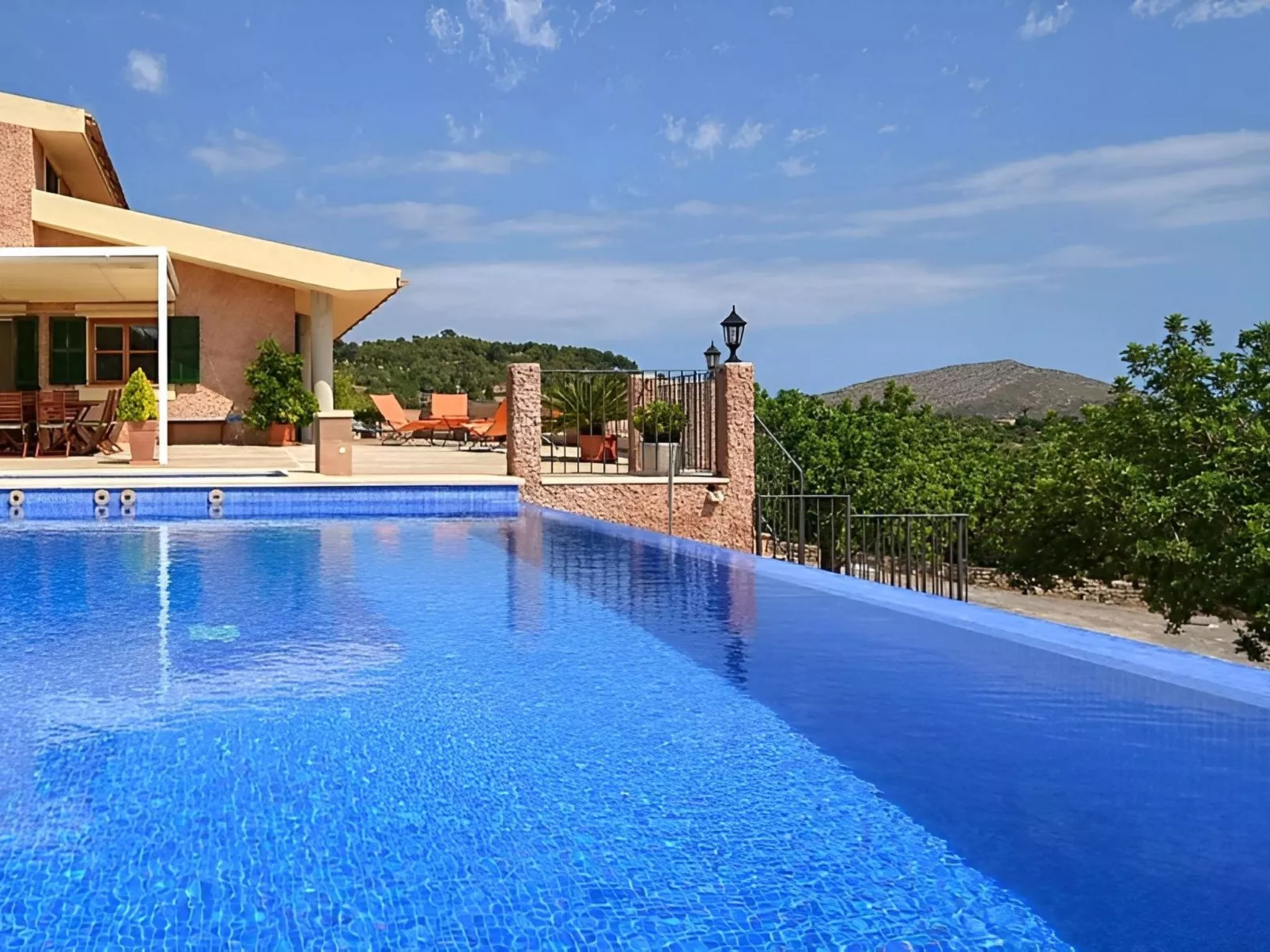 Schöne Finca mit Aussicht, Pool und Jacuzzi-Image-tags.info