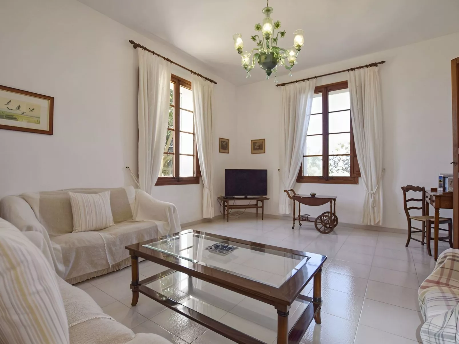 Großes Landhaus mit Schwimmbad in Meeresnähe-Image-tags.info