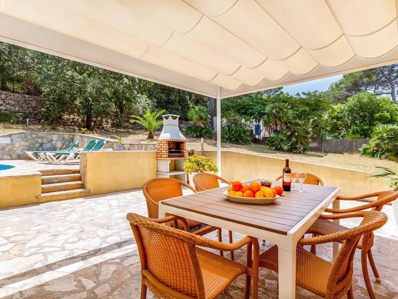 Villa Alexandria Cala Sant Vicenç-Outside