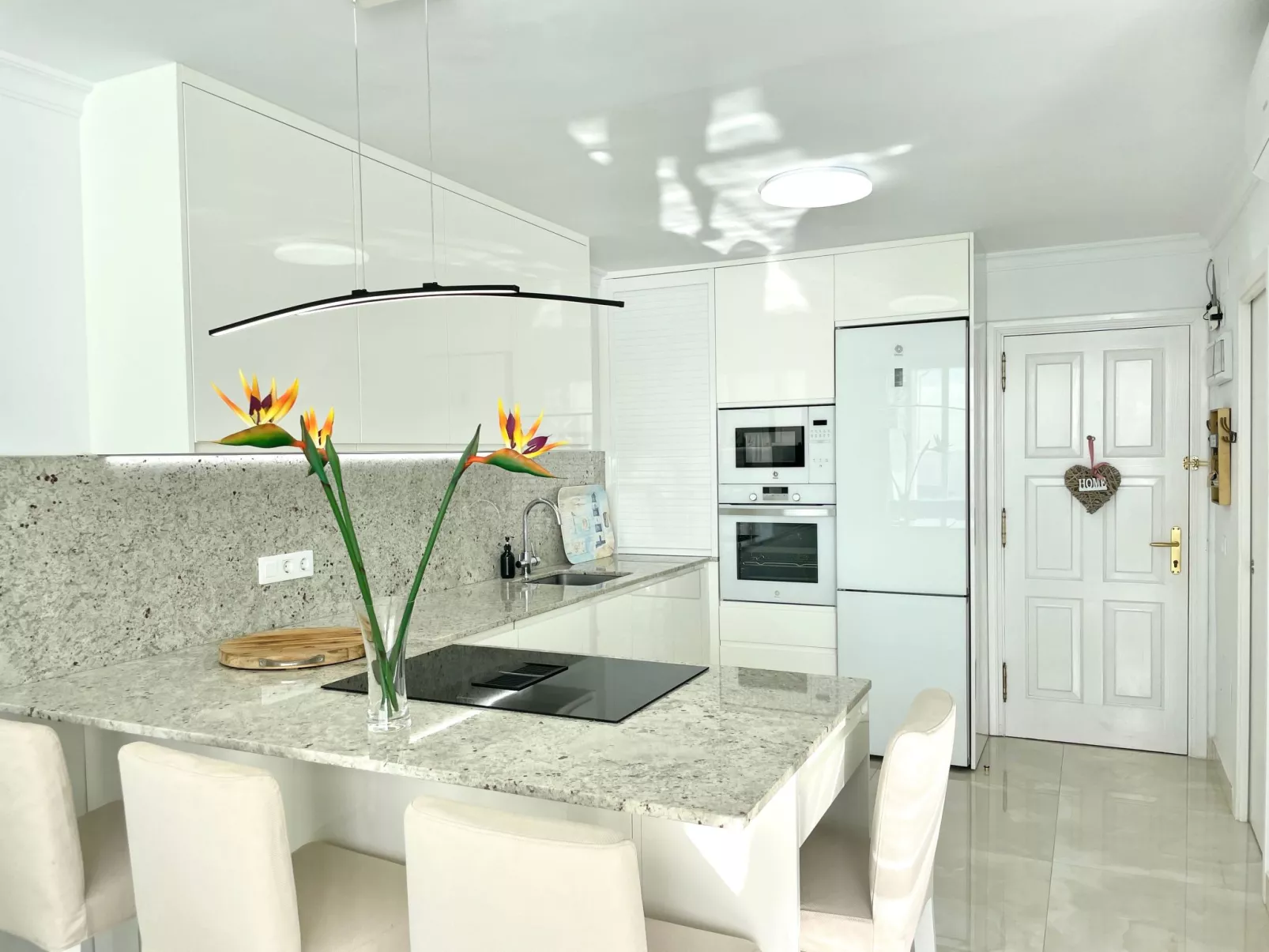 Seaside Serenity, Luxus mit einem Hauch von Gourmet-Inside