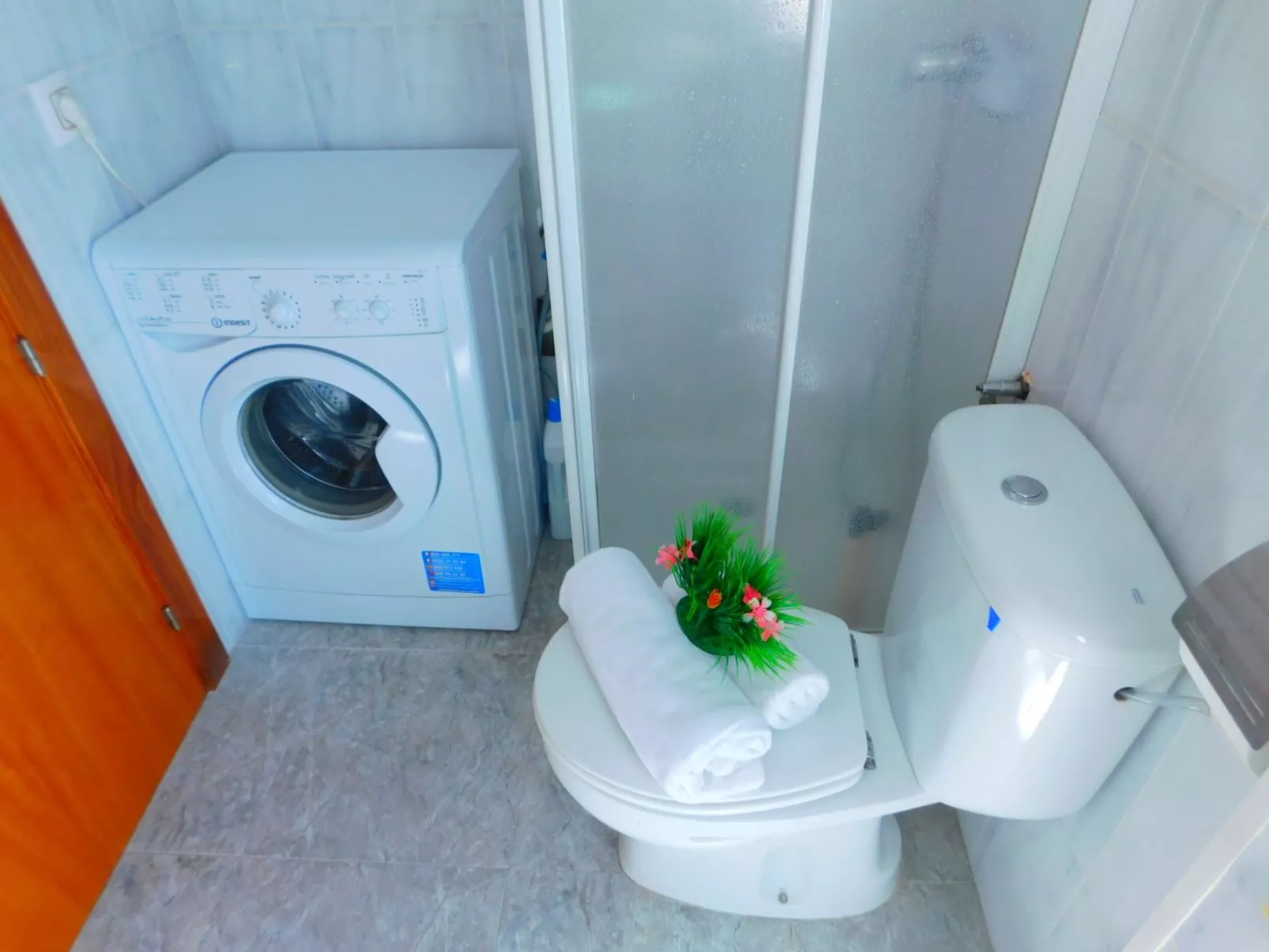 A-241 Saisonale Vermietung Studio Roses-Dedans