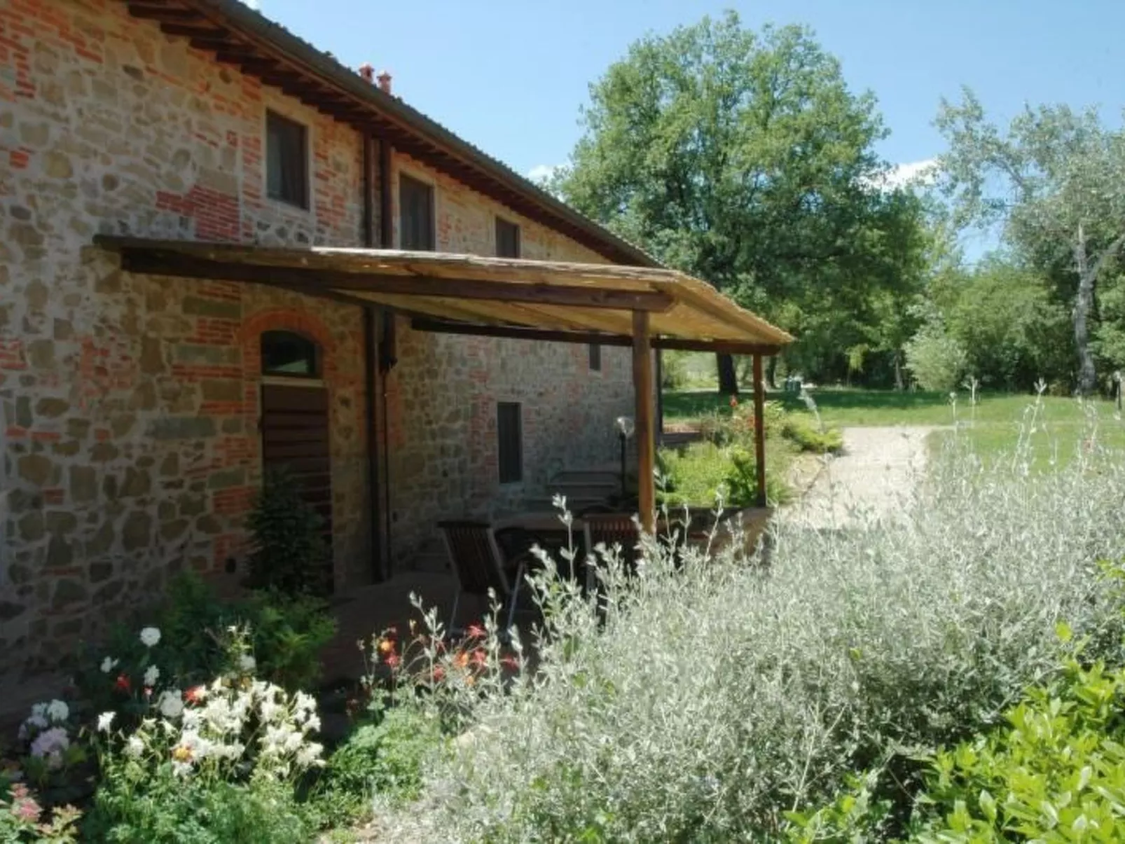 Anwesen "Frantoio" mit Infinity-Pool-Outside