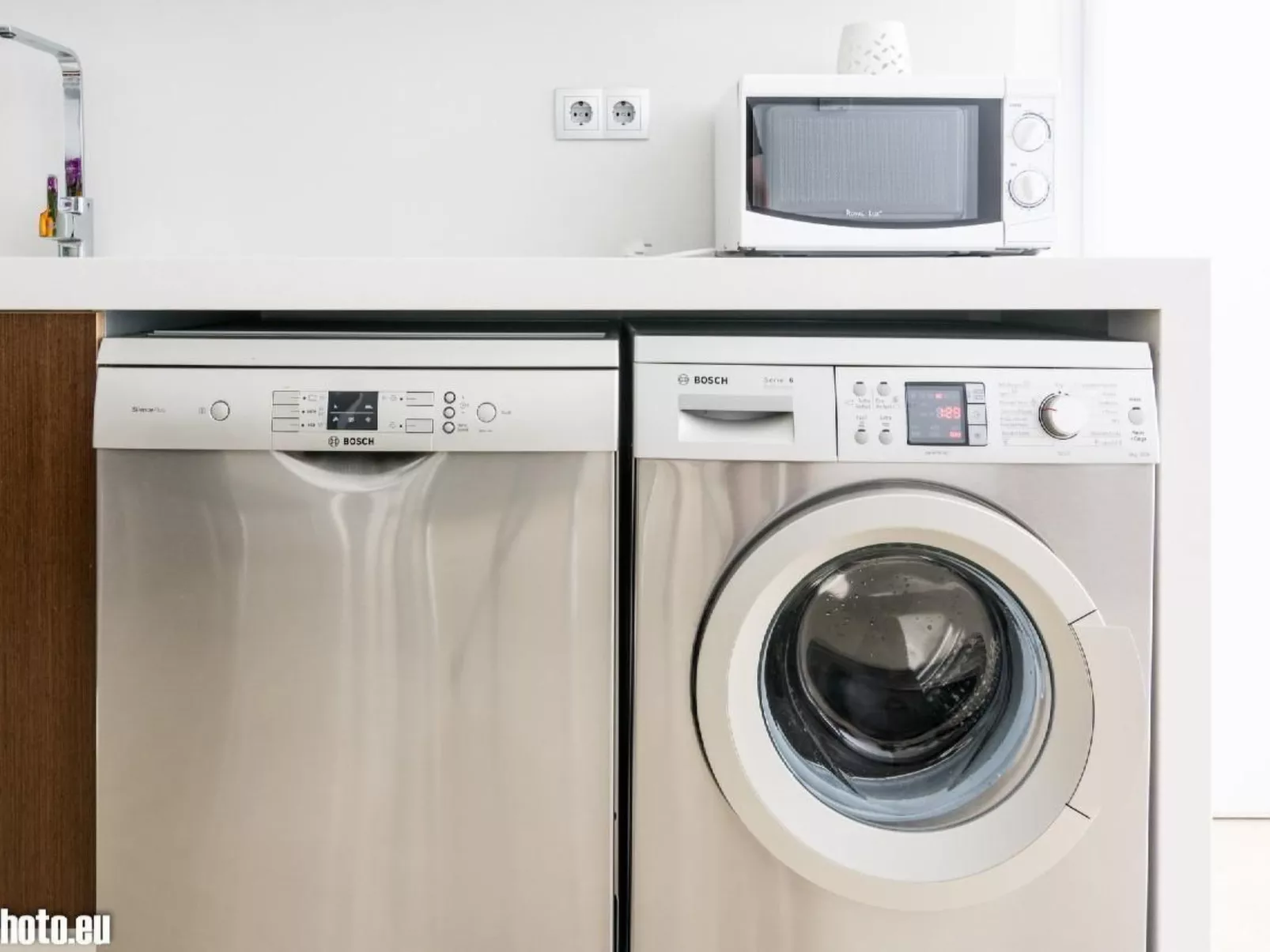 "Sunny Villa" mit Schwimmbad-Image-tags.info