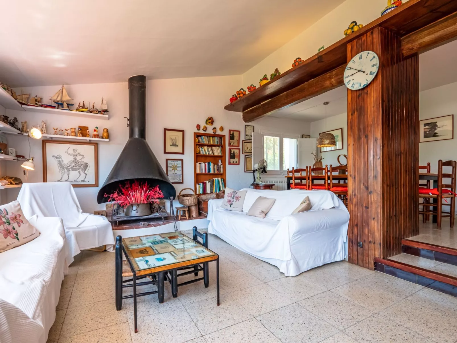 Costabravaforrent Masramon, für 12 Personen mit Pool und Garten-Dedans