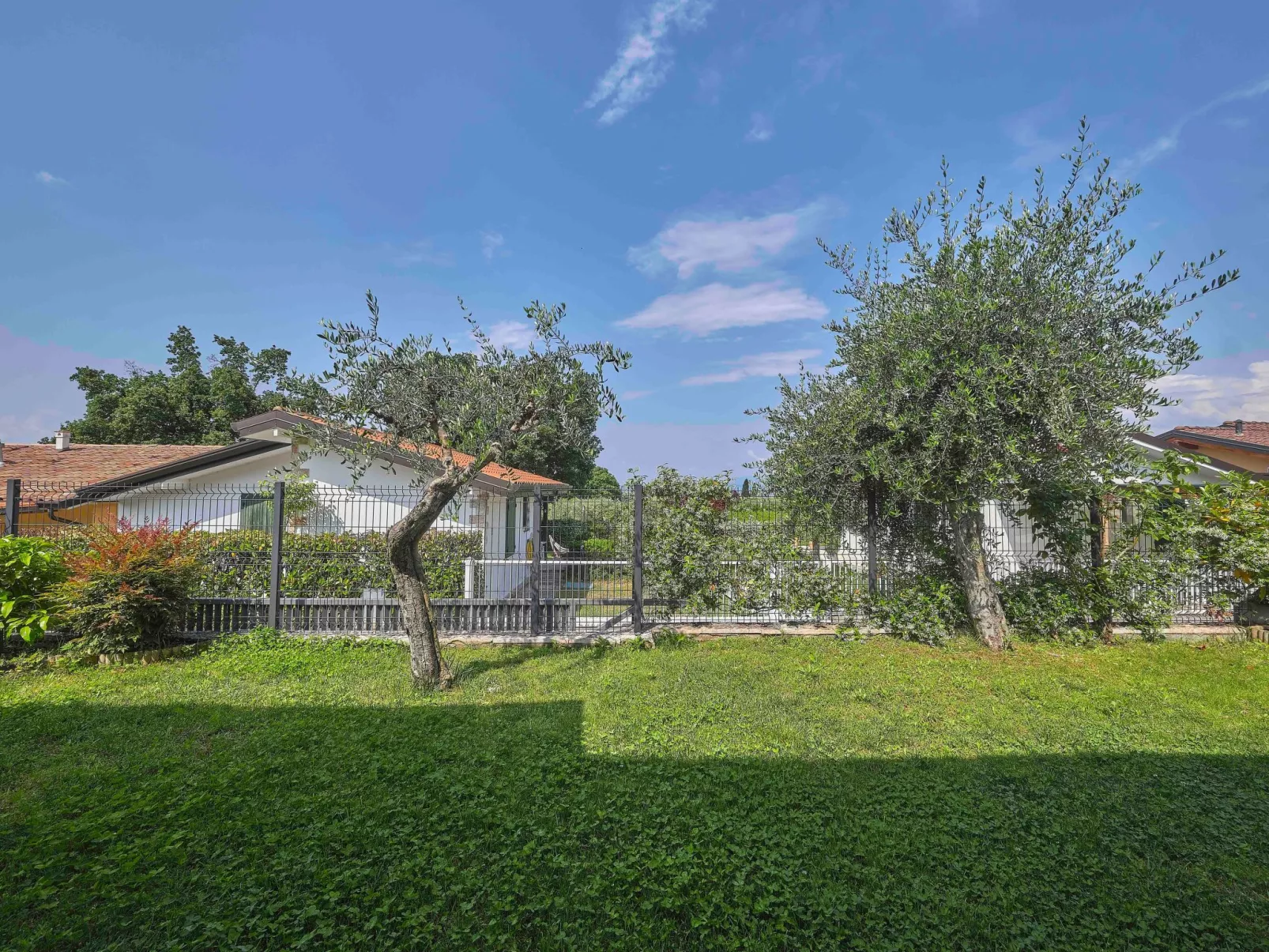 Schönes Ferienhaus Villetta Batik-Outside