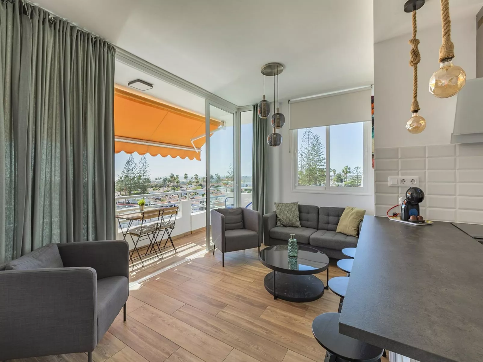 Wohnung "El Encanto" mit Terrasse-Area