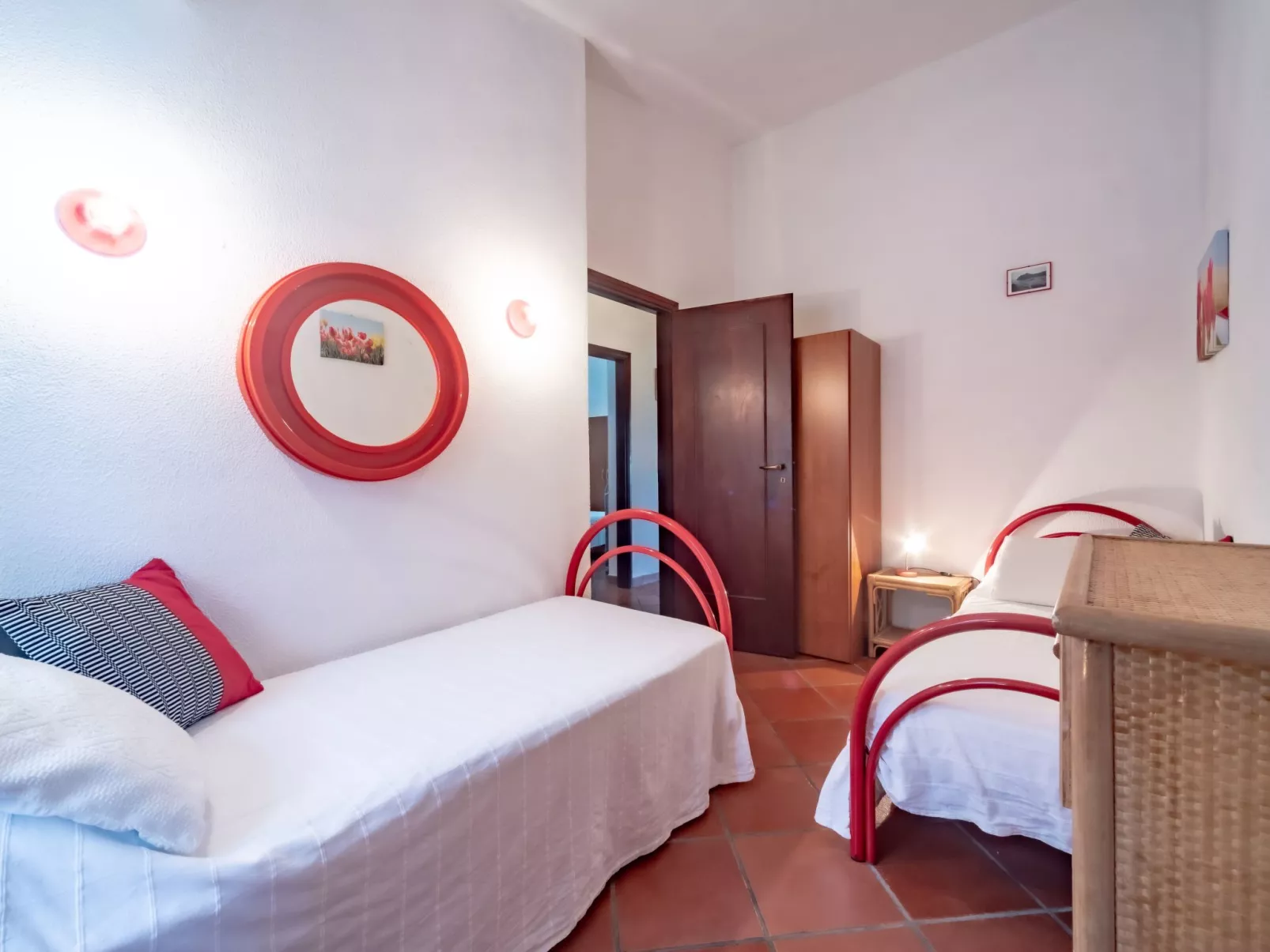 Wunderschöne freistehende Villa in kurzer Entfernung zum Strand und mit herrlic-Drinnen