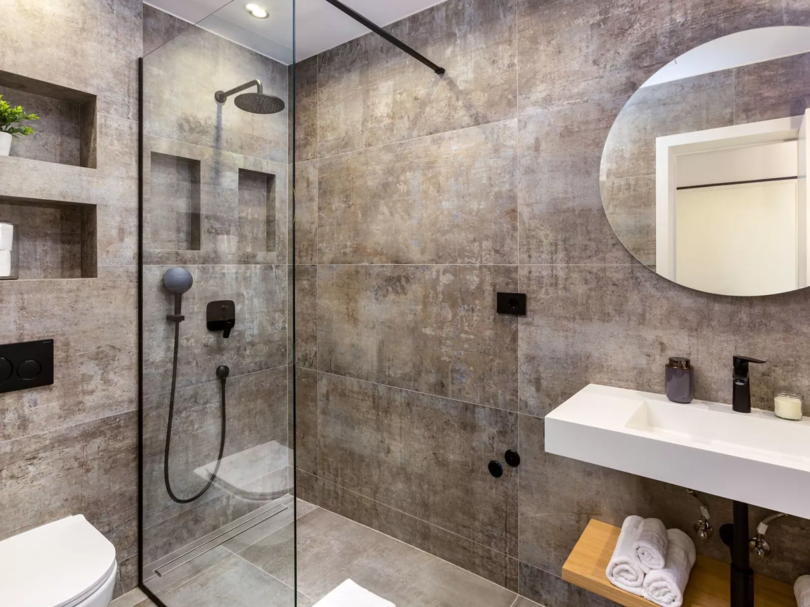 Wohnung "A'more Bijeca2" mit Blick auf das Wasser-Image-tags.info