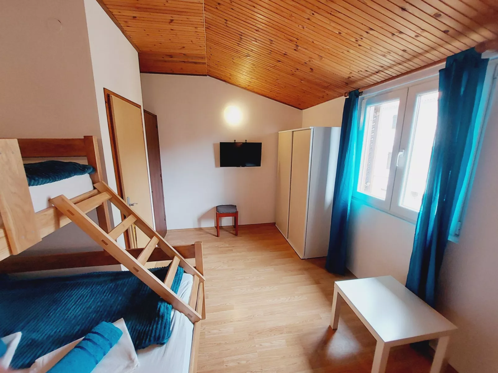 Direkt am Strand-Drinnen