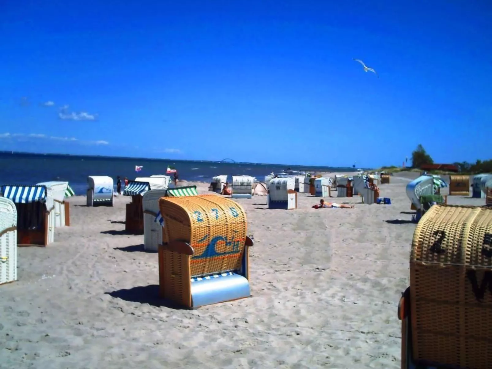 Strandurlaub im Ferienappartement mit Garten-Dehors