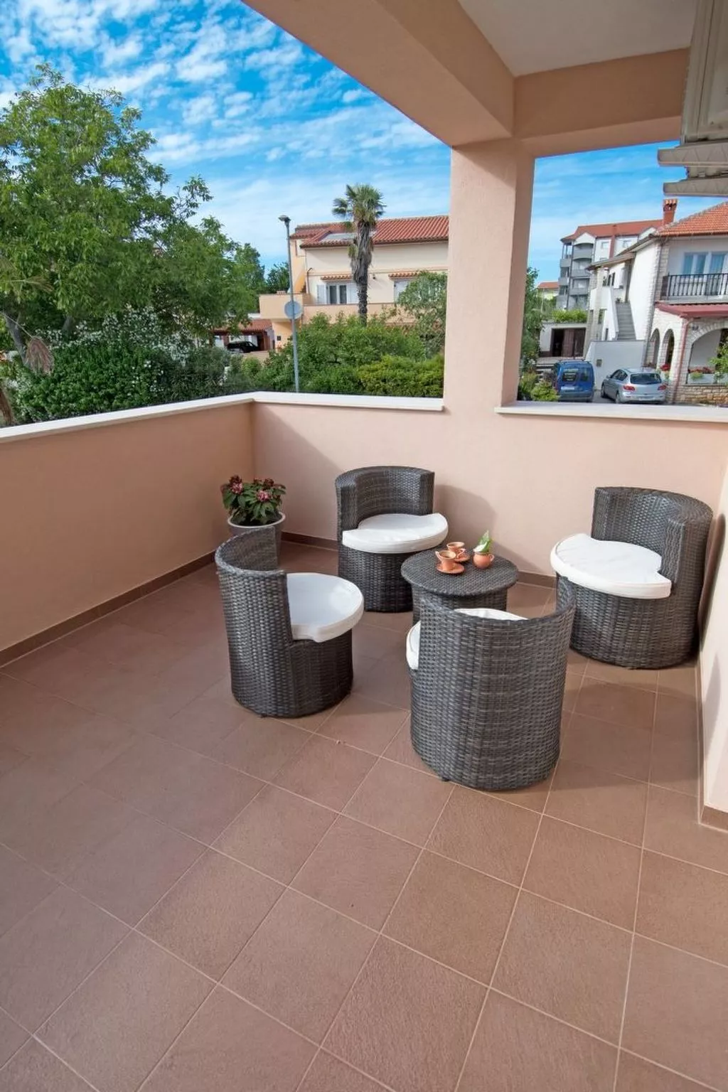 Urlaub mit Kindern-Ferienwohnung mit Pool-Dehors