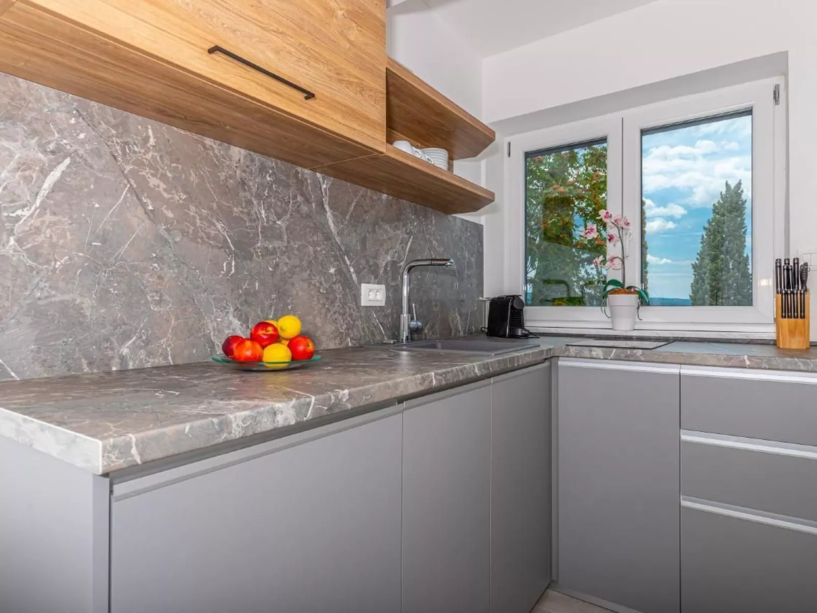 Apartment Helena-Image-tags.info