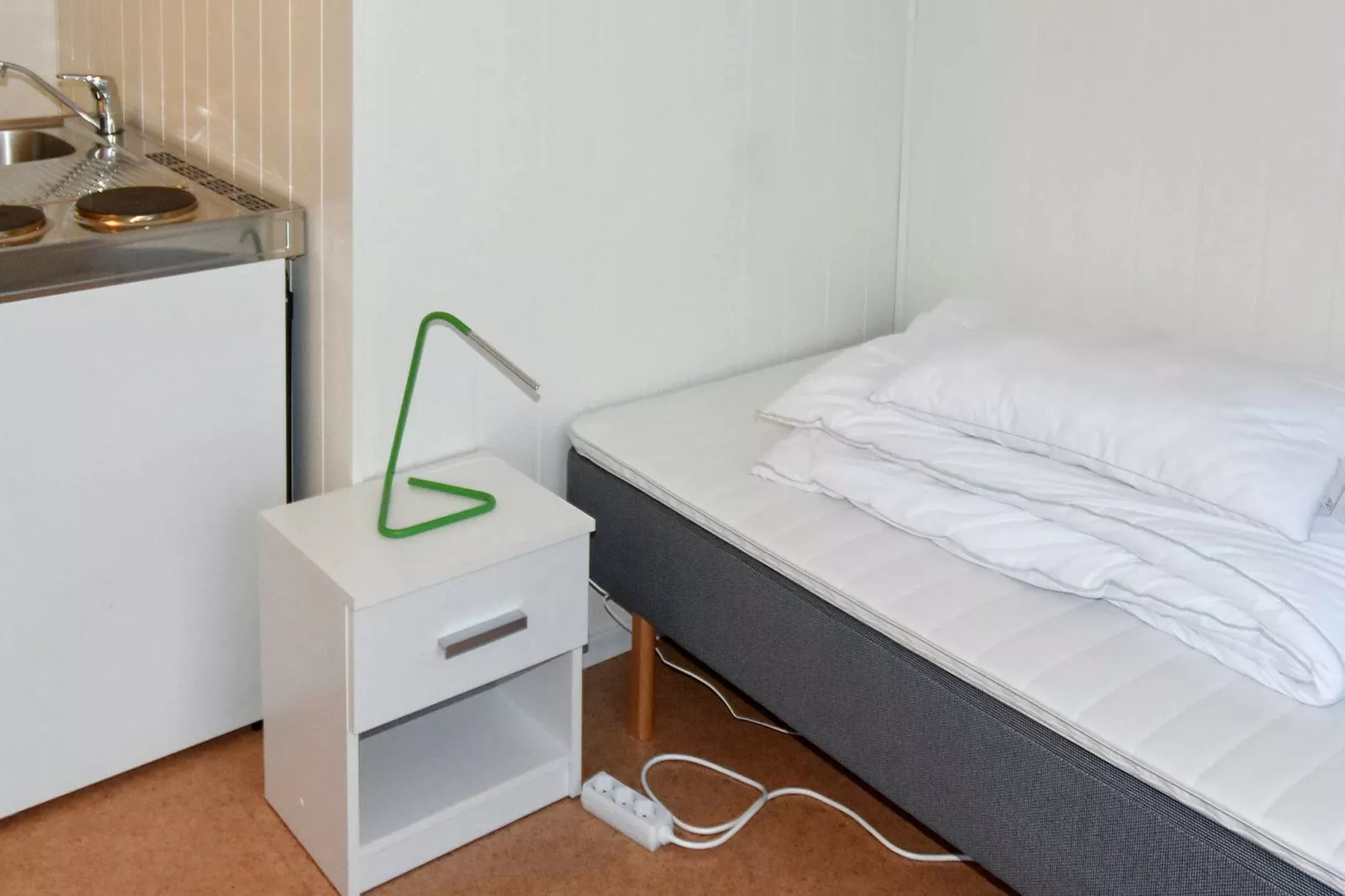 60733 - LITEN BOENHET-Indoor