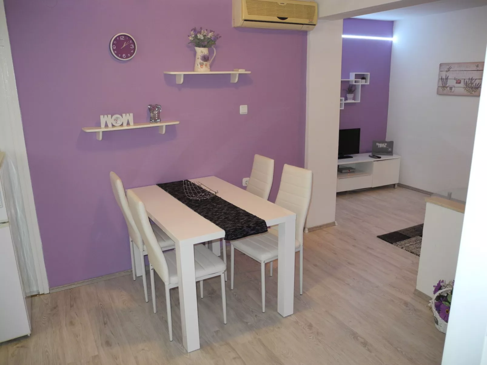 Wohnung für 3 Personen mit Terrasse-Drinnen