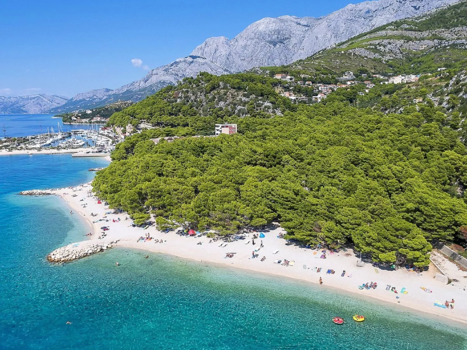 Villa Kuk mit beheiztem Pool-Dehors