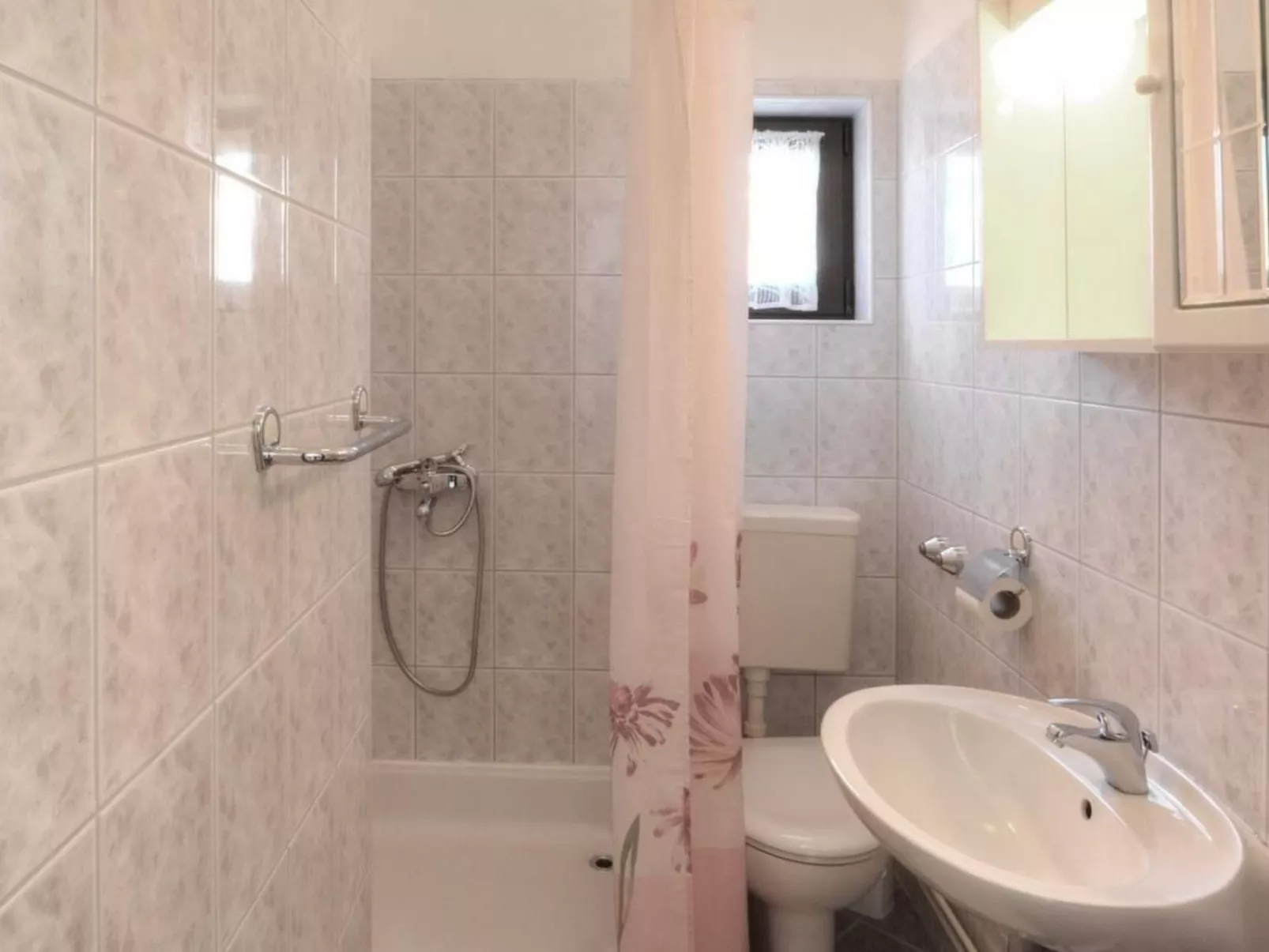 In Baška mit Eigenem Balkon - Drinnen