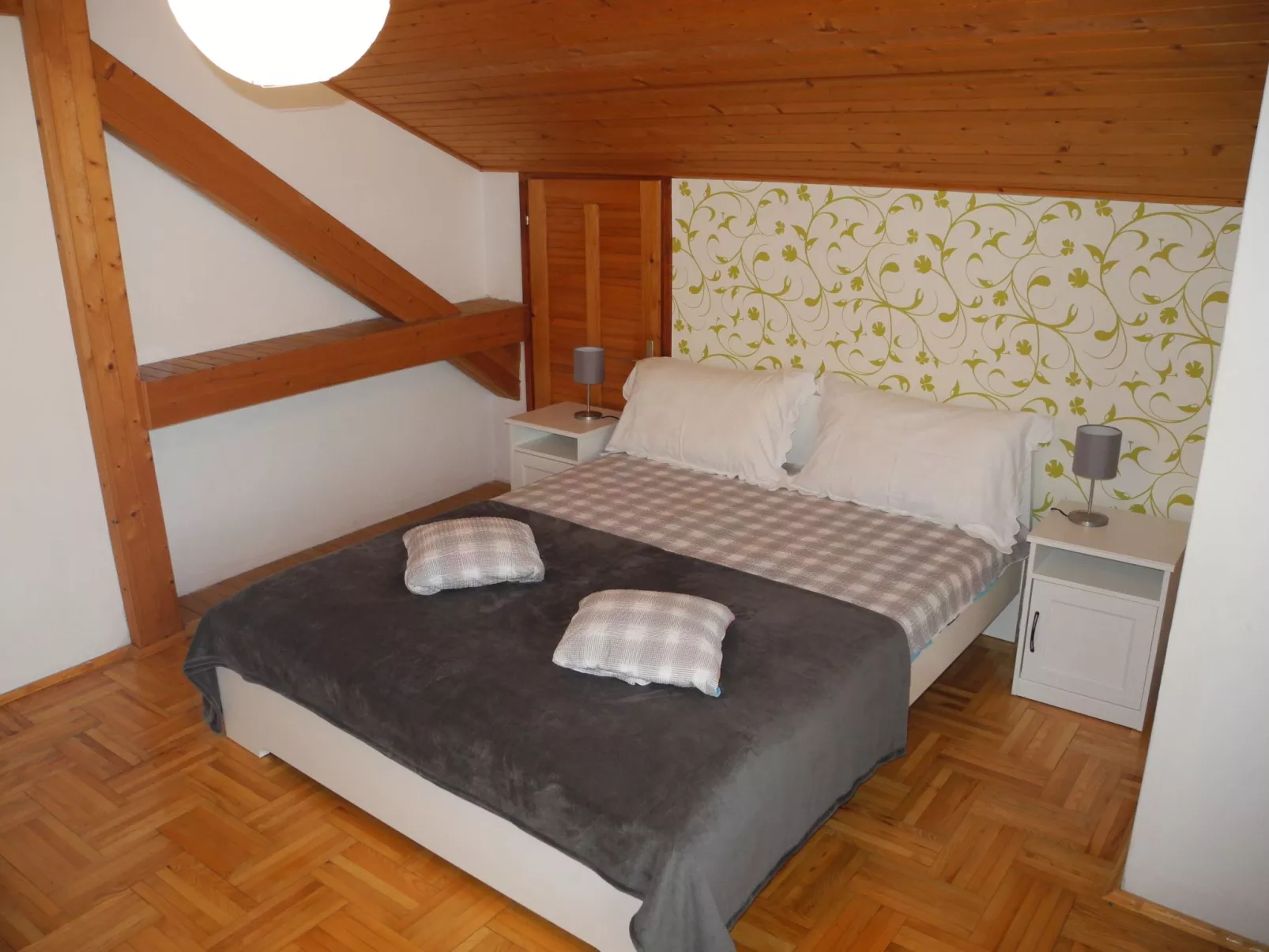 Wohnung in toller Lage, 50m vom Strand entfernt-Image-tags.info