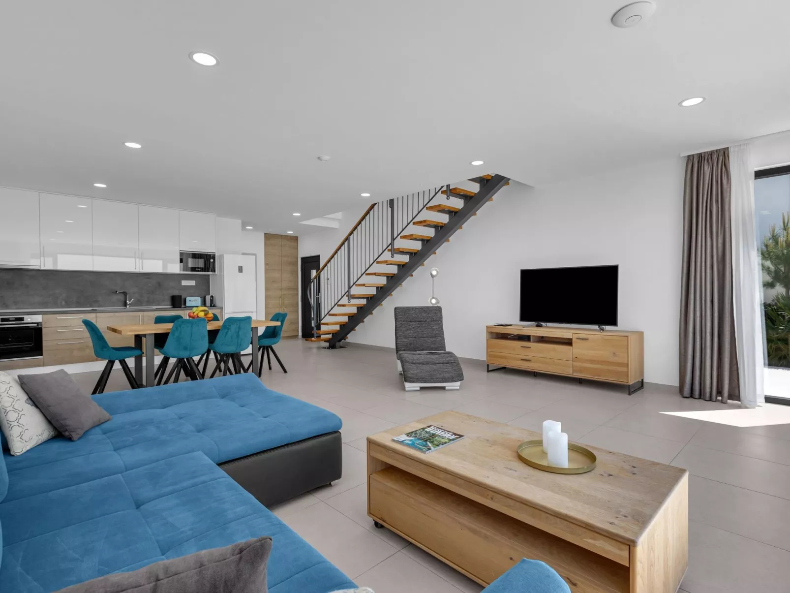 Komplex - Villa David-Dedans