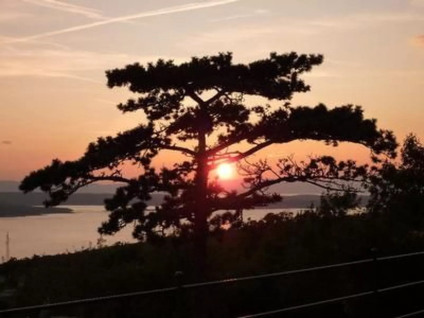 "Villa Ivanka" mit Blick auf das Wasser-Dehors