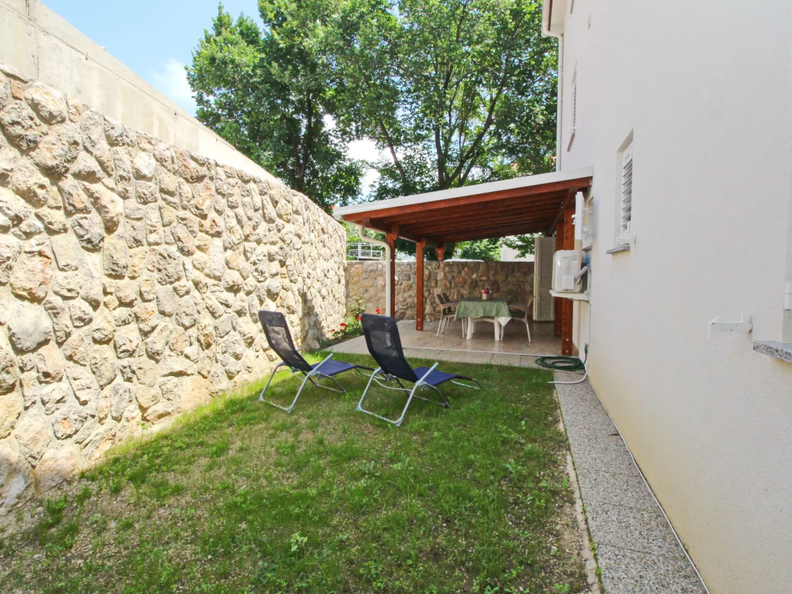 Appartement in Baška mit Eigener Terrasse