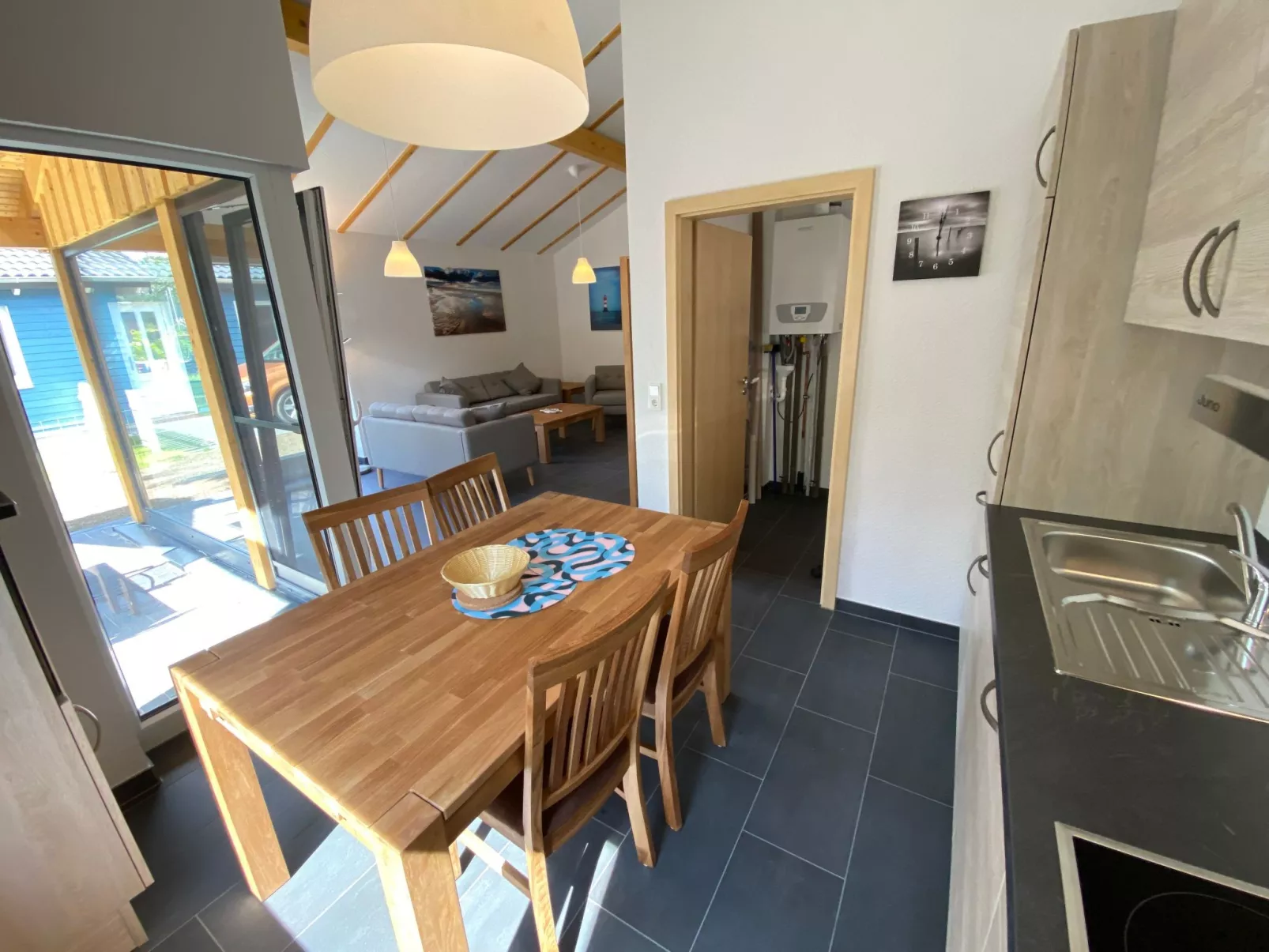 N3 Charmantes eingezäuntes Ferienhaus mit Garten-Inside