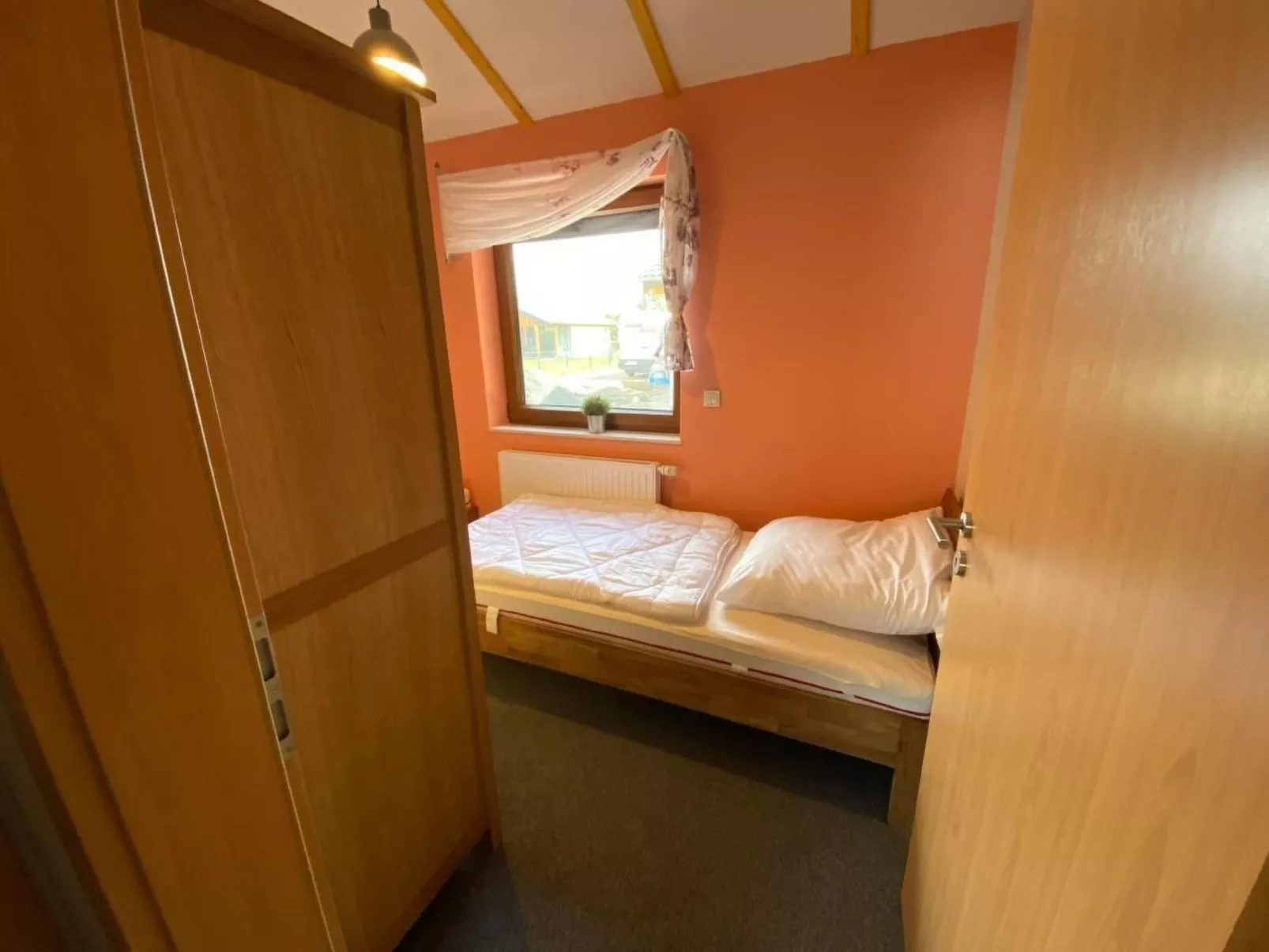 N5 Eingezäuntes Ferienhaus mit ebenerdiger Dusch-Inside