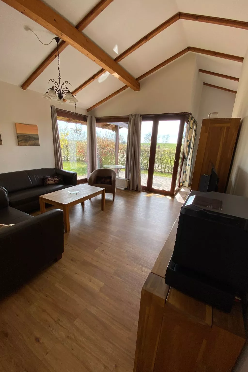 J10 Eingefriedetes Ferienhaus in Eckwarderhörne - Dedans